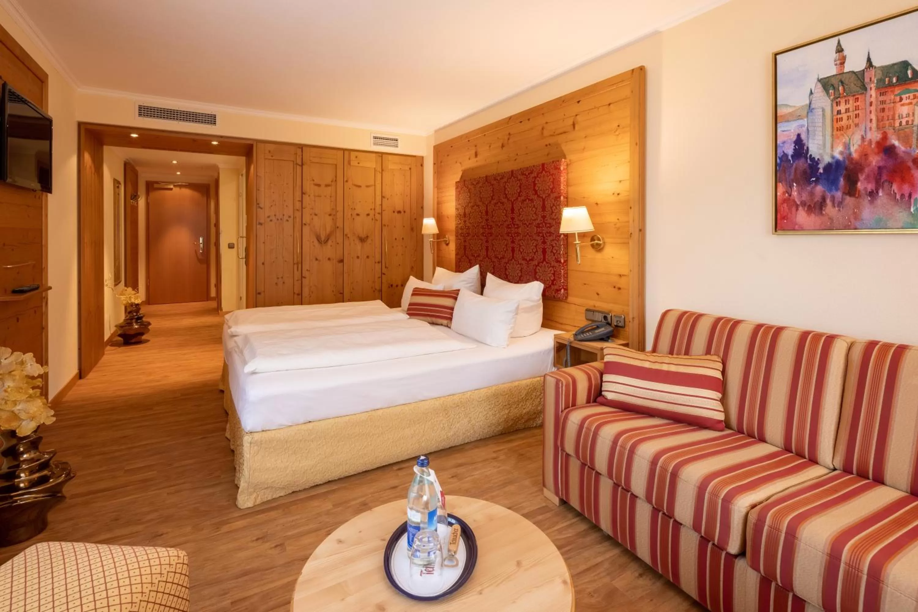 Photo of the whole room, Bed in Hotel Schlosskrone