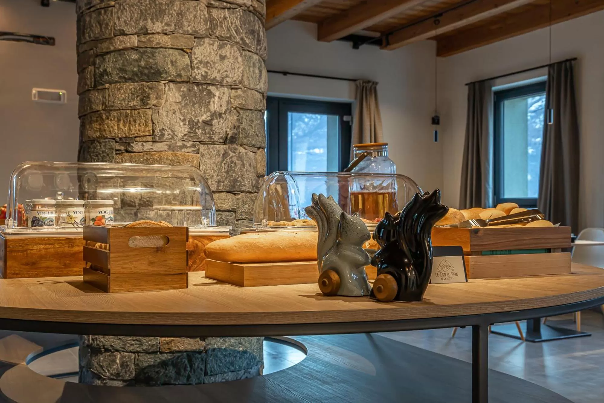 Breakfast in Hotel Mon Émile