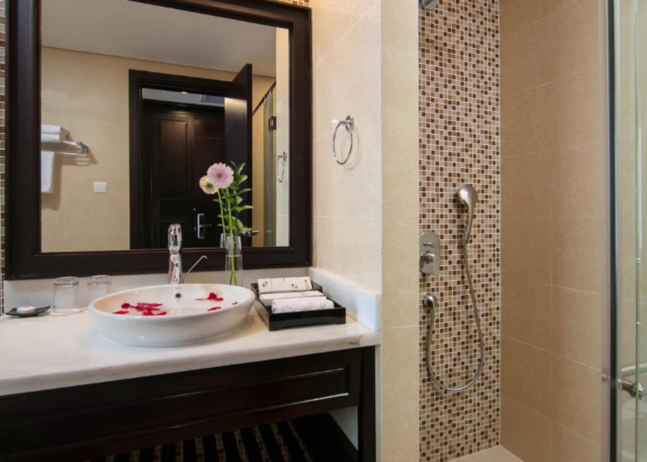 Bathroom in Swiss-Belresort Tuyen Lam