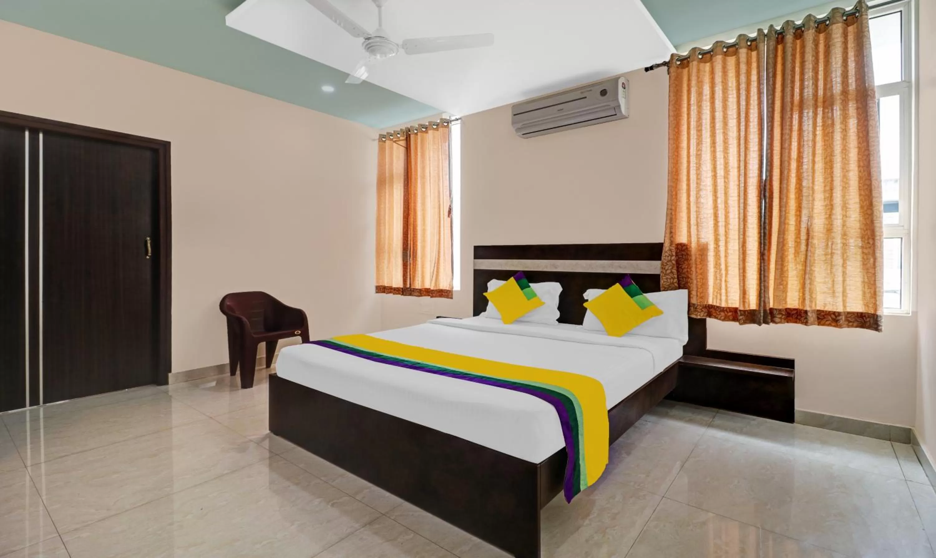 Bedroom, Bed in Itsy Hotels Kattari Komforts, Chikmagalur