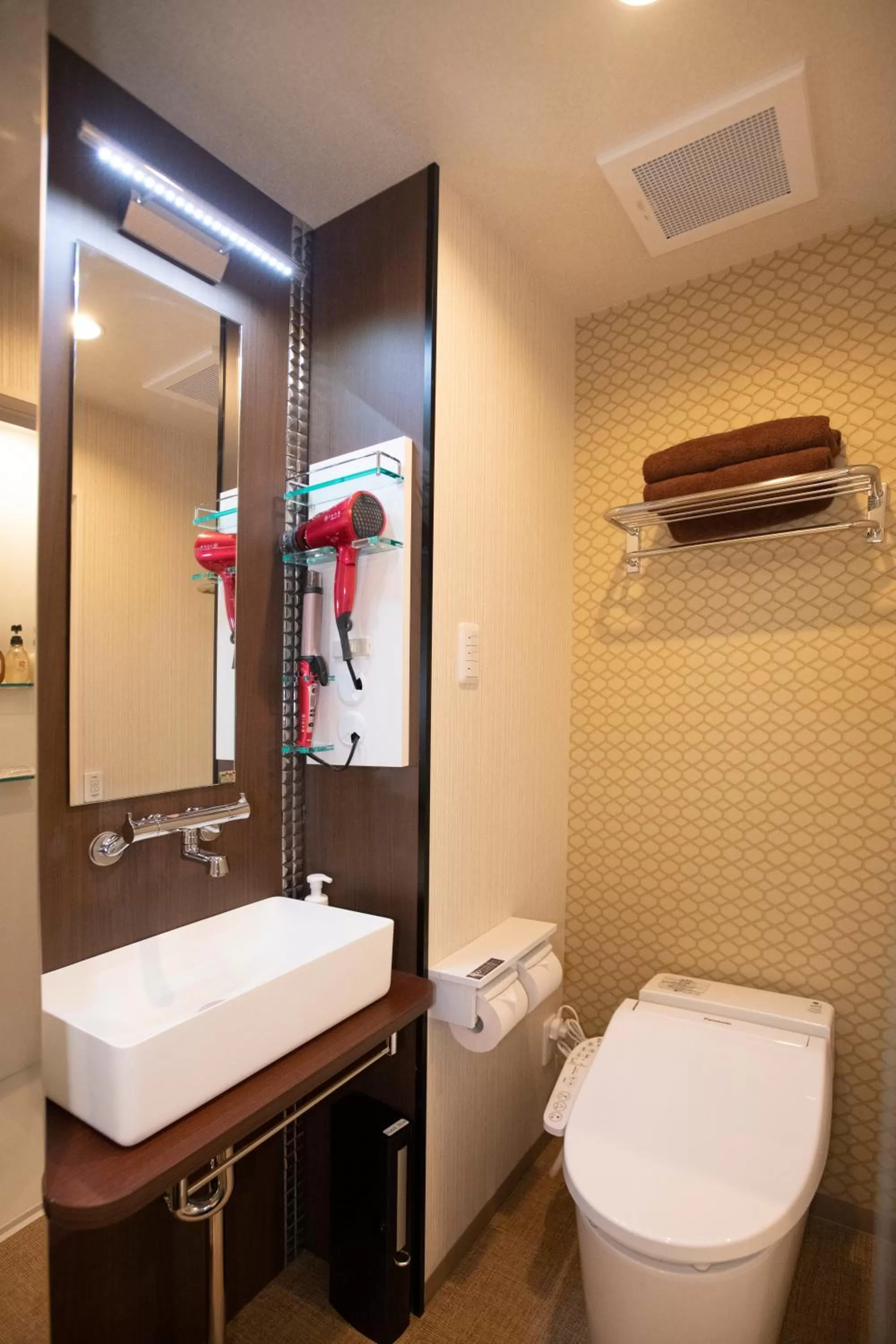 Bathroom in Pinpon Hotel Hiroshima