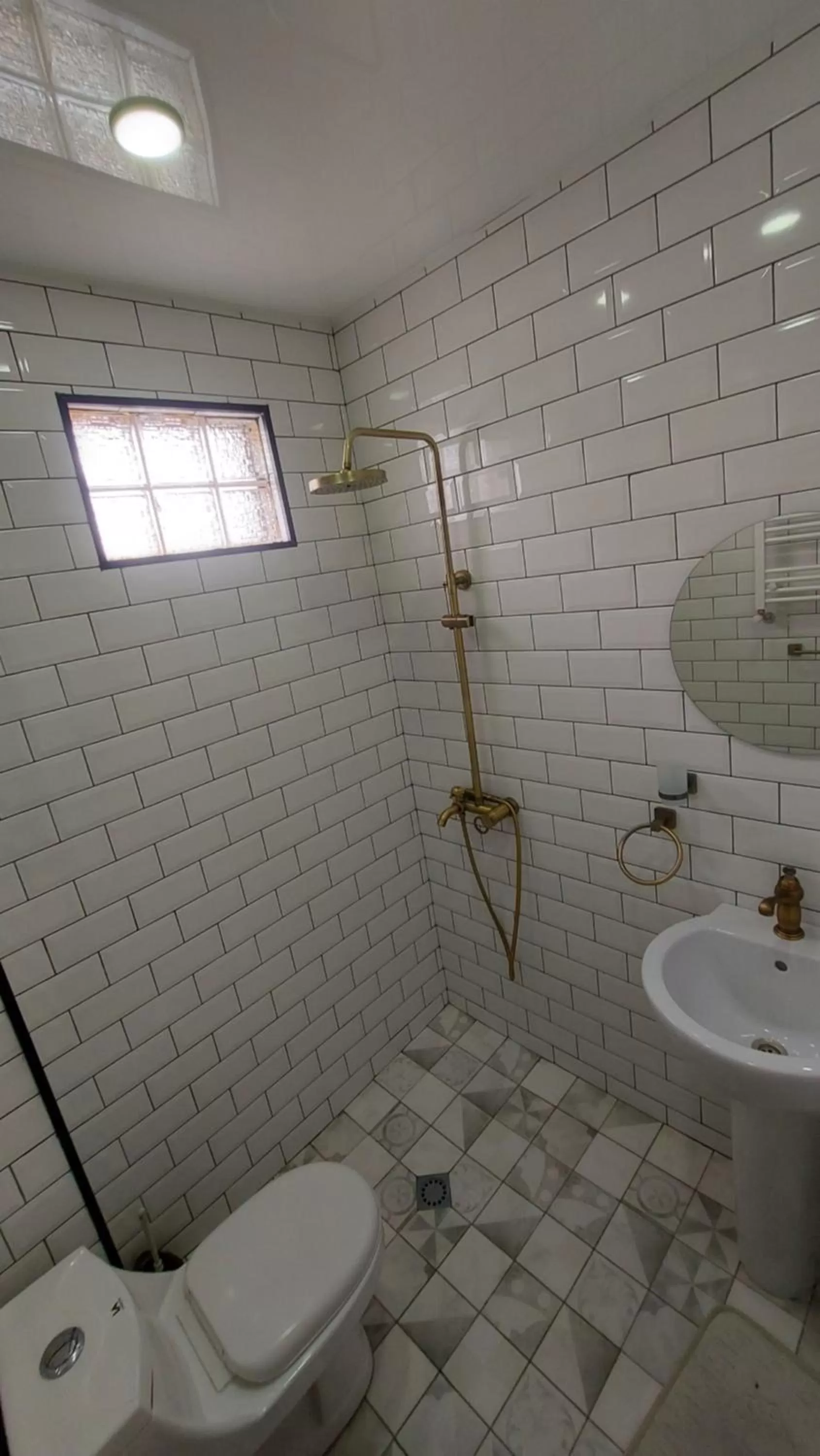 Bathroom in Level Up Hotel & Restaurant