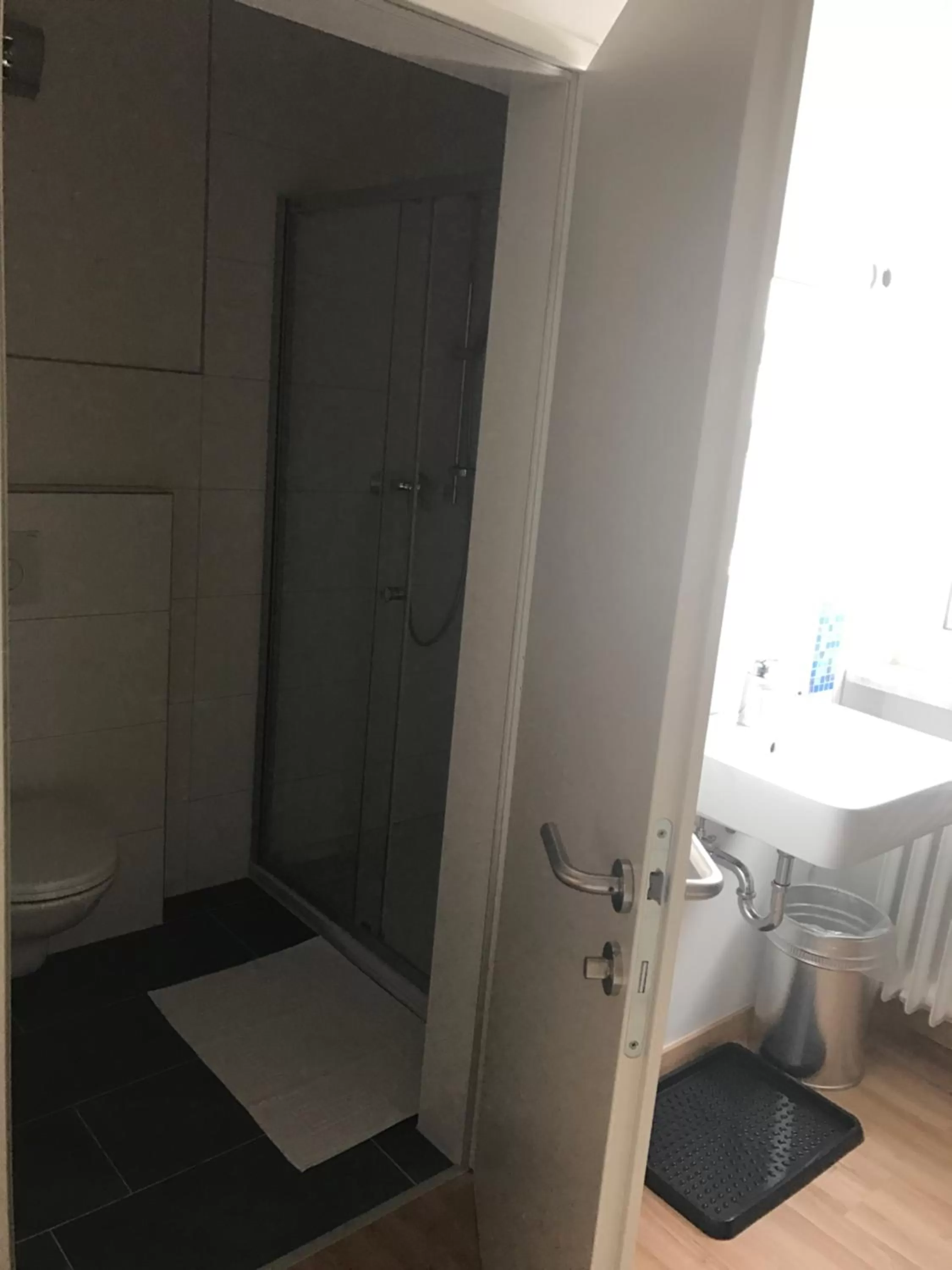 Bathroom, Bed in Montagehotel Bed & Steel