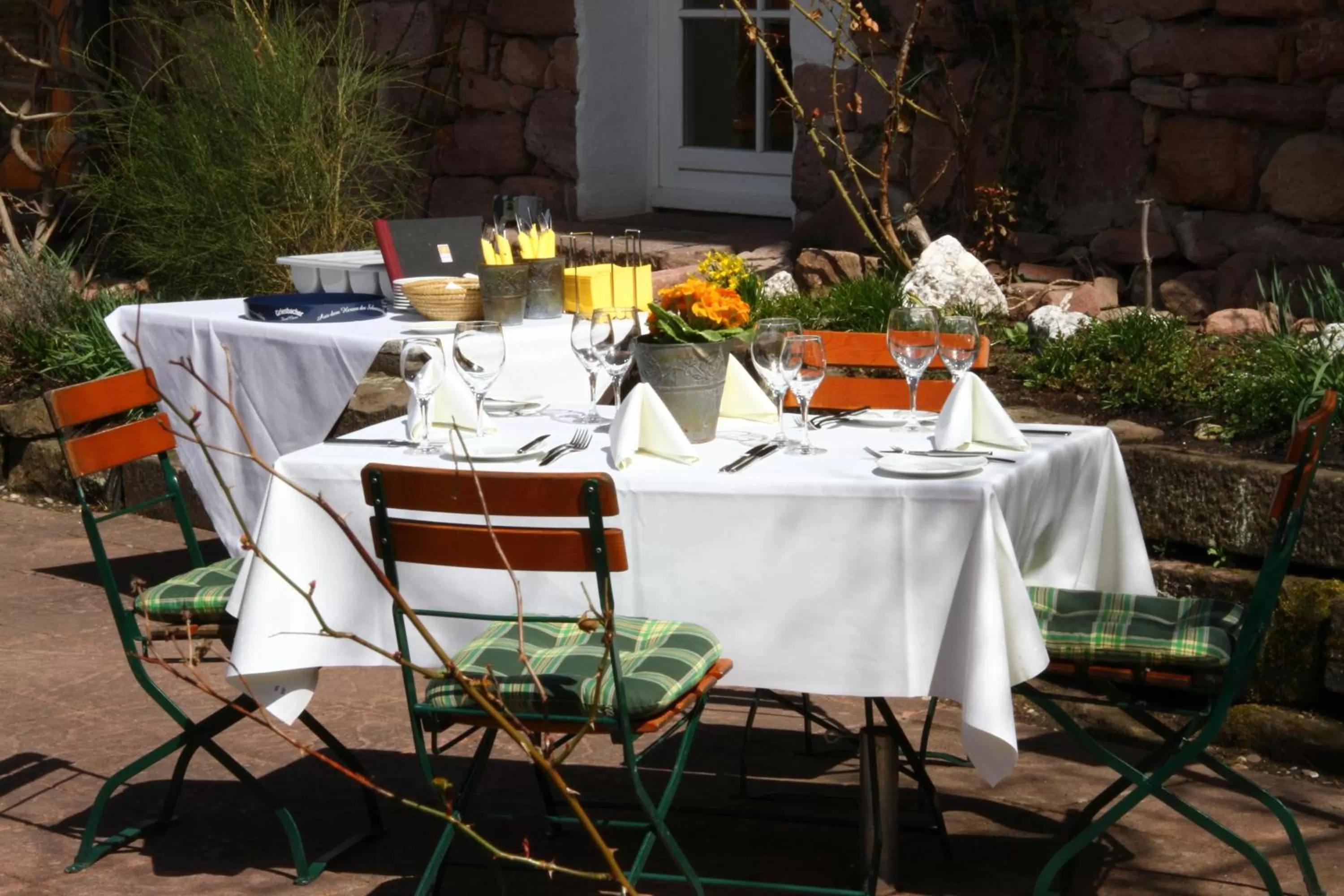 Restaurant/places to eat in Gutshof-Hotel Waldknechtshof