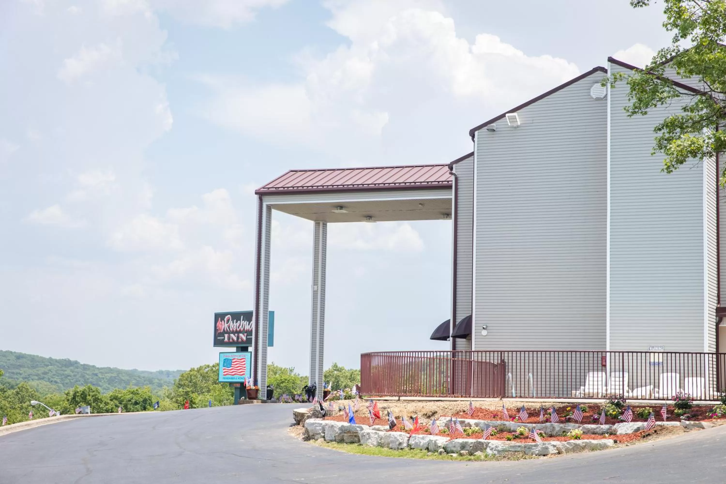 Property building in Rosebud Inn