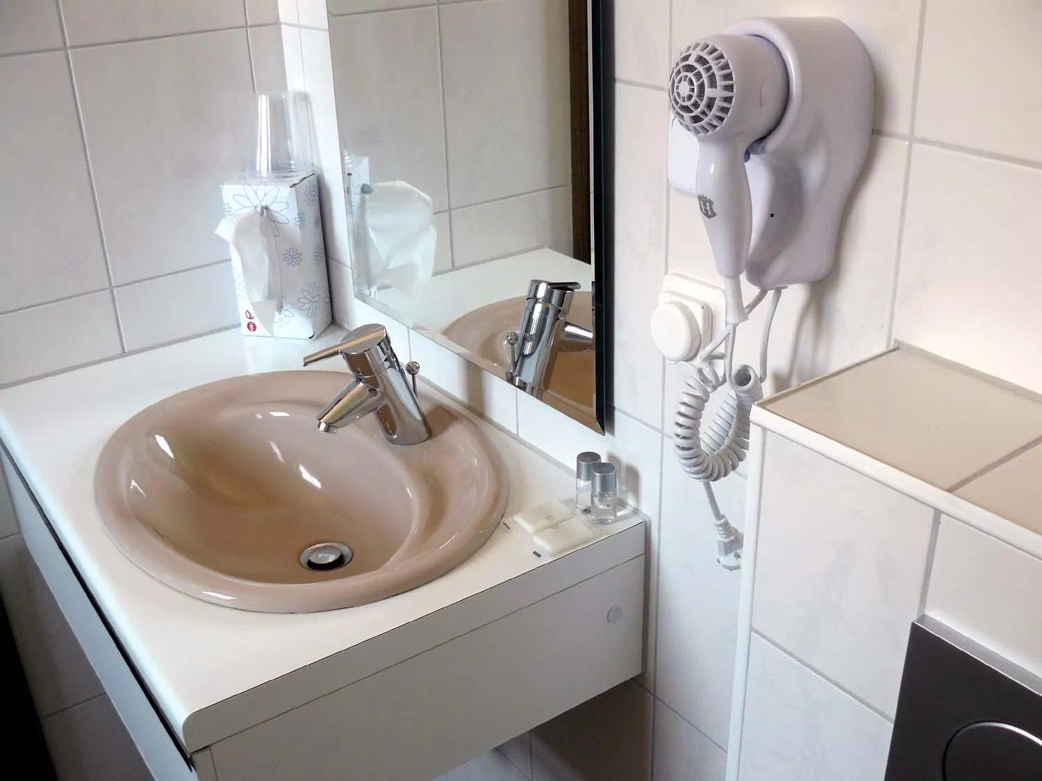 Toilet, Bathroom in Hotel-Restaurant Zur Kanne