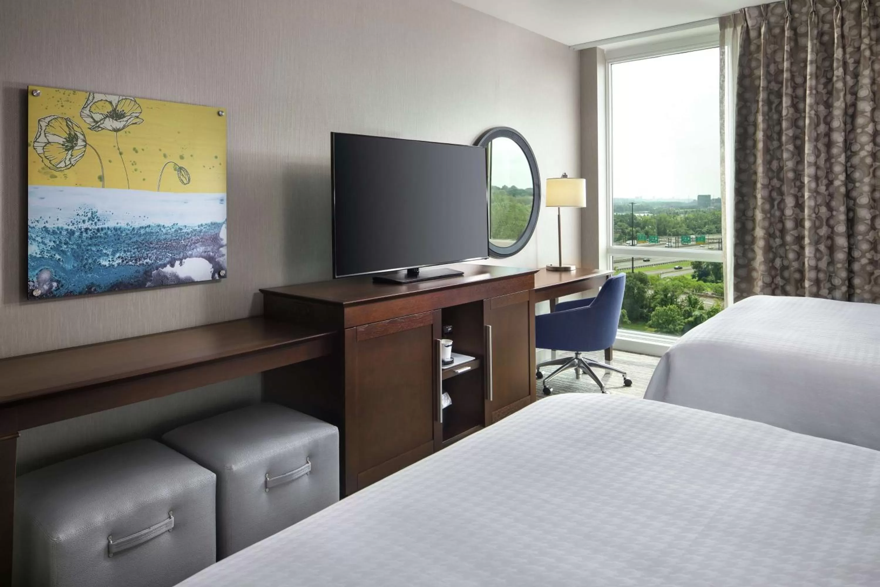 Bedroom, Bed in Hampton Inn & Suites Teaneck/Glenpointe