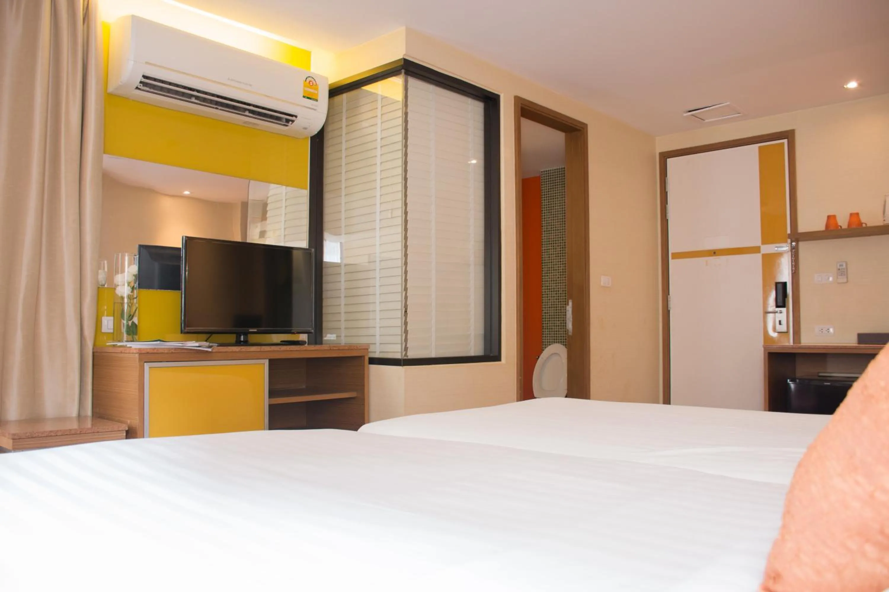 Photo of the whole room, Bed in Tango Vibrant Living Hotel - SHA Extra Plus