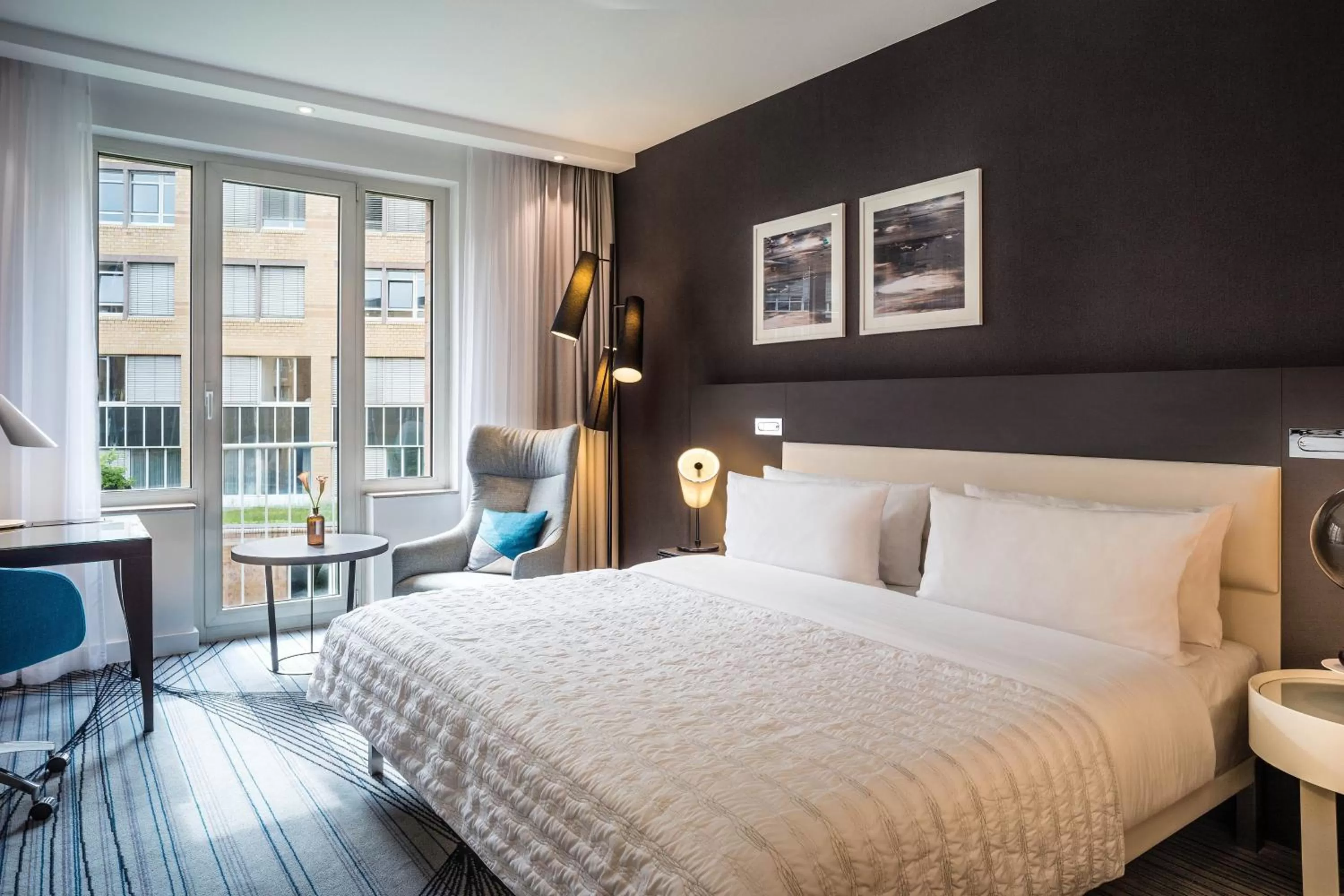 Deluxe Chic, Guest room, Garden view in Le Méridien Stuttgart