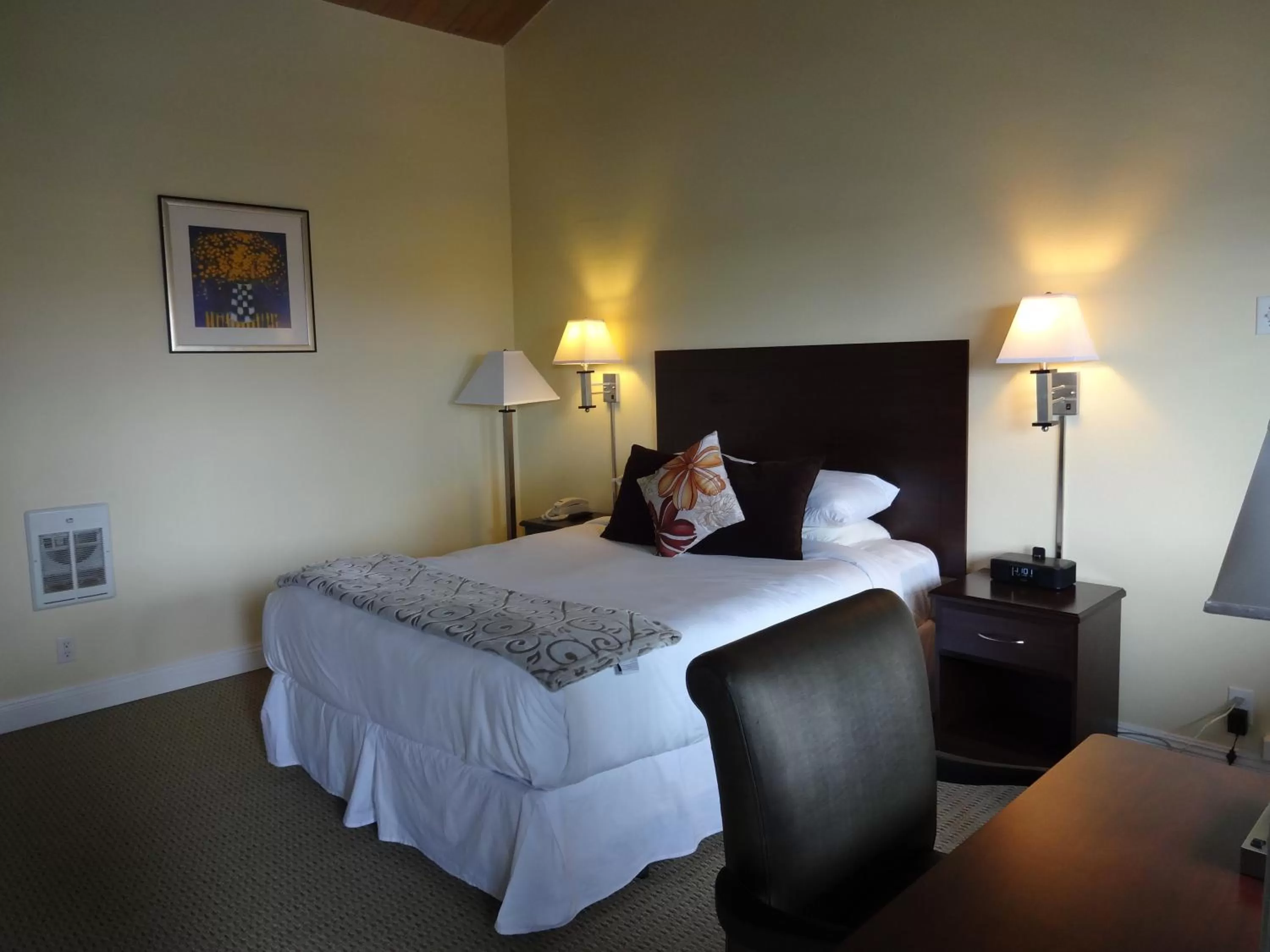 Bedroom, Bed in The Presidio