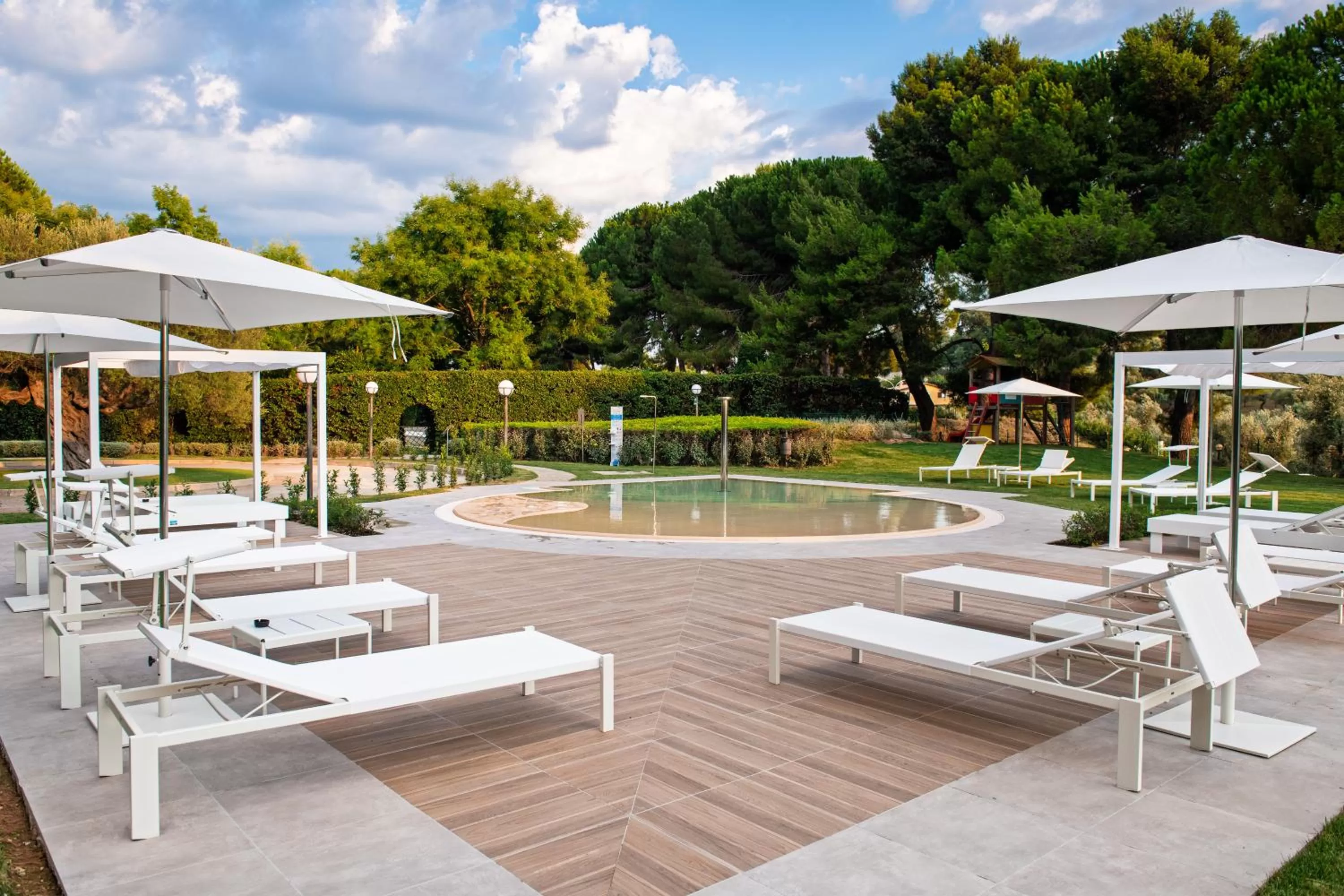 Swimming pool in Villa Maria Hotel & SPA