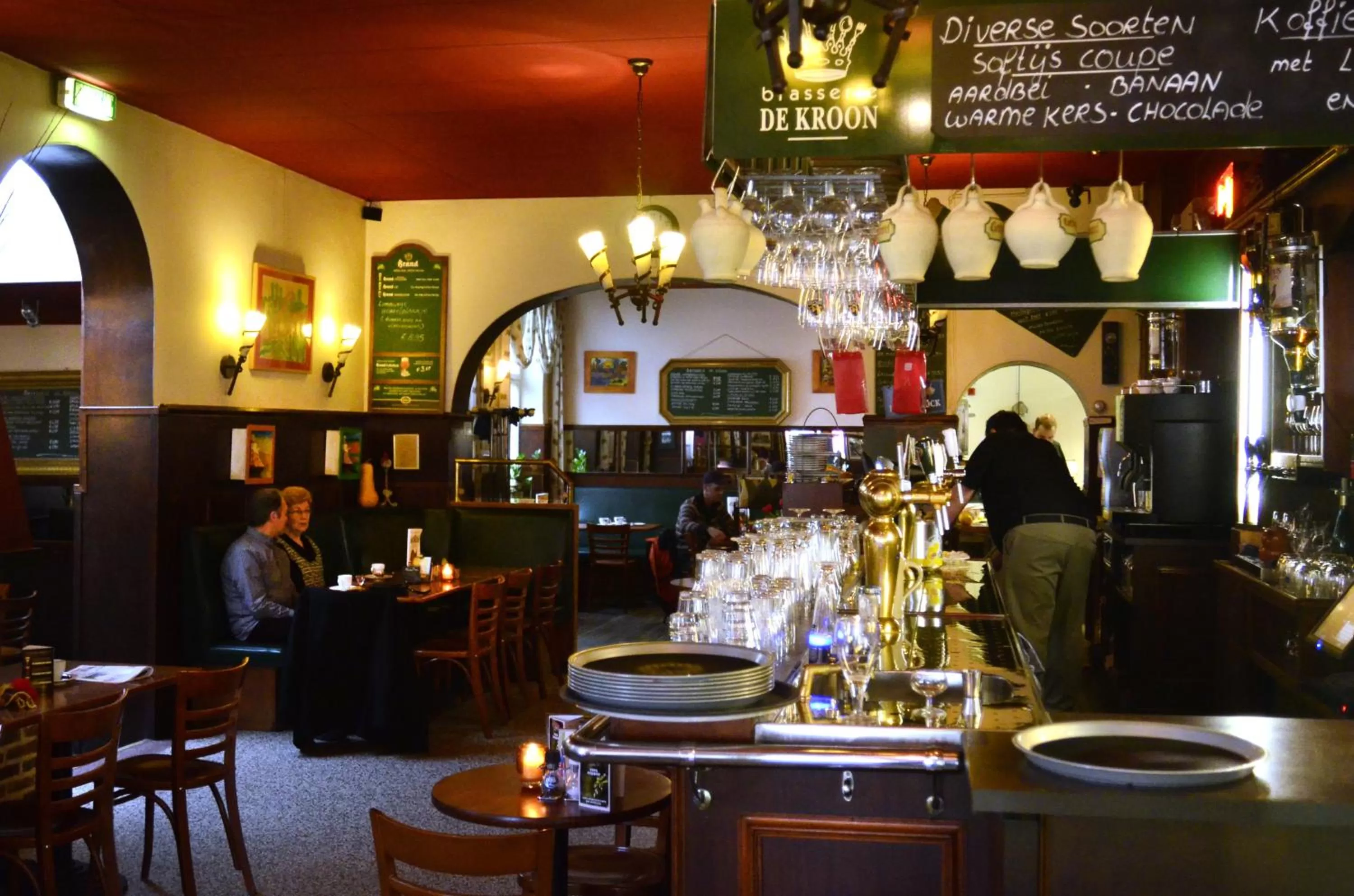 Food and drinks, Restaurant/Places to Eat in Hotel Brasserie de Kroon