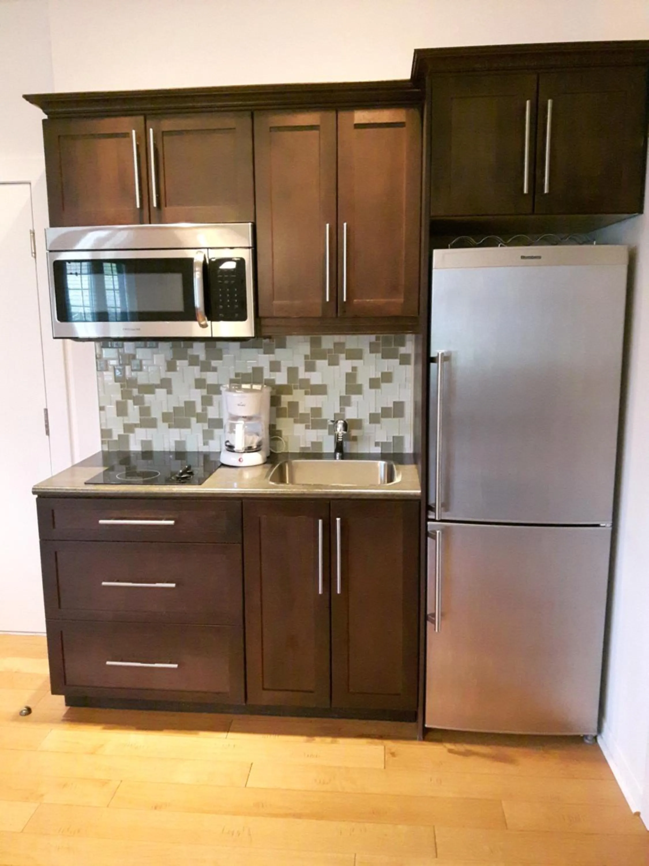 Kitchen or kitchenette in Condos Hotel Lion D'Or