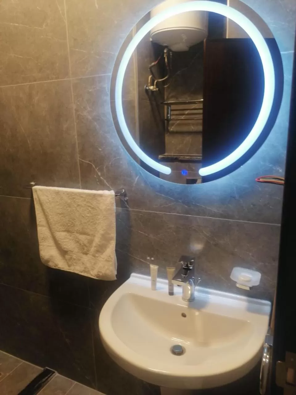 Bathroom in Al-Ahlam Hotel Apartments
