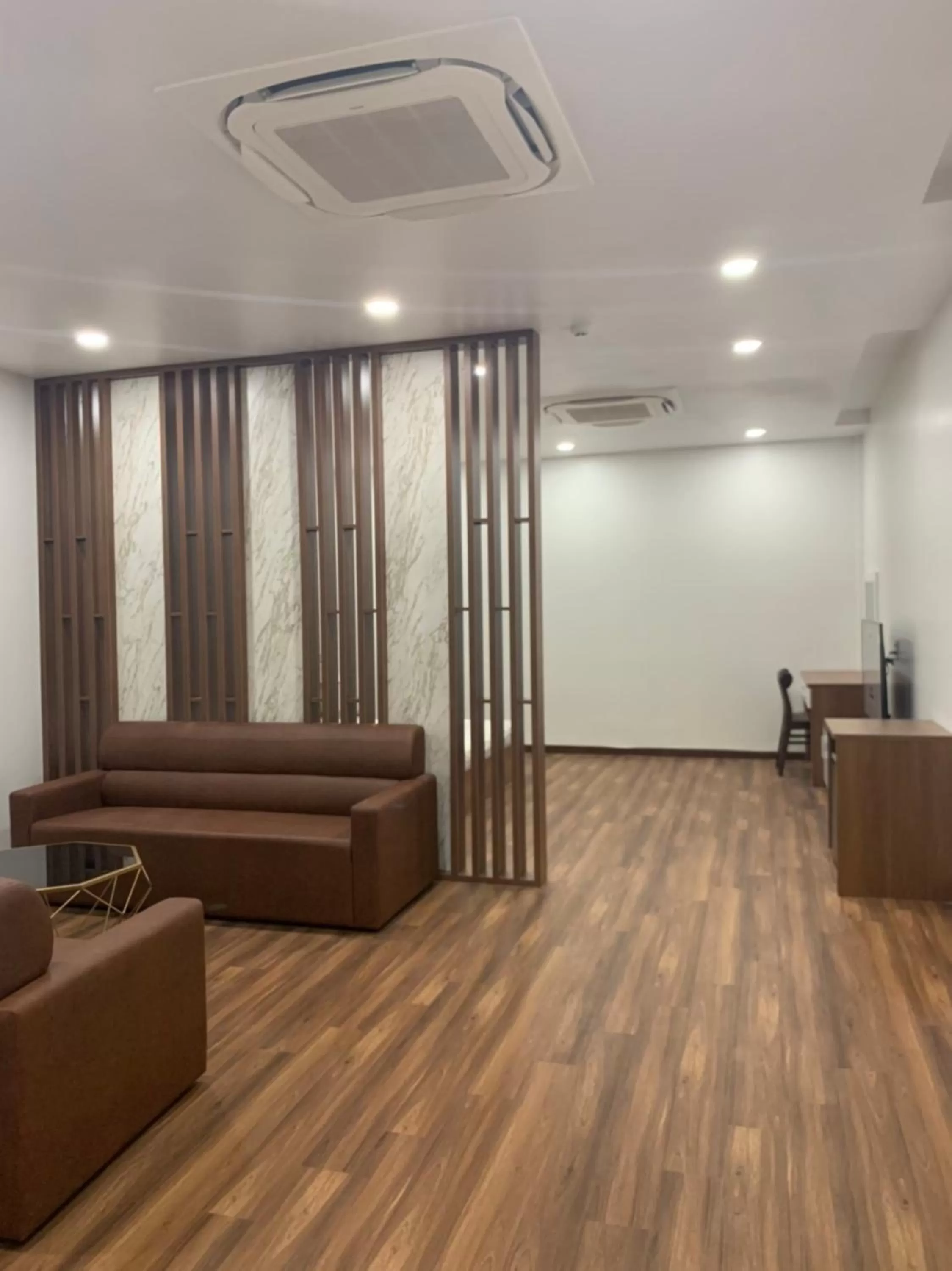 Seating area in Hoang Hung Hotel