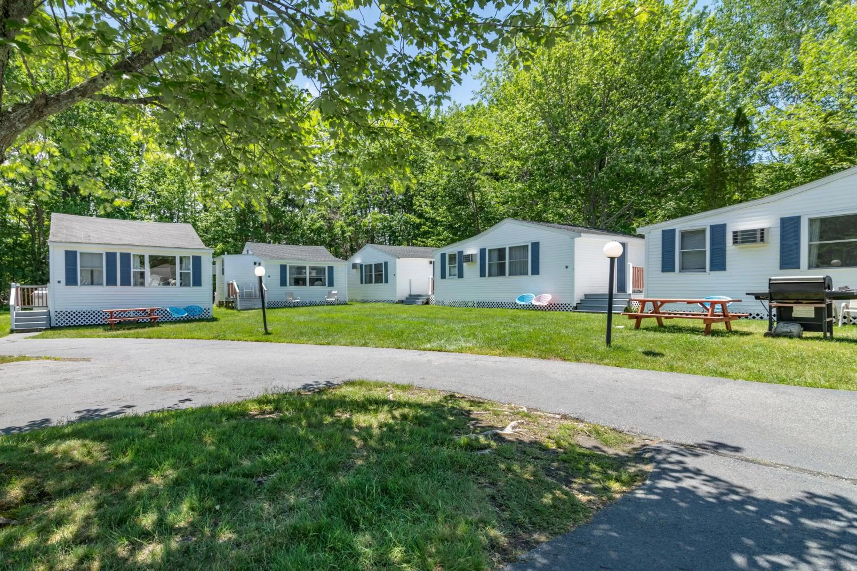Property building in Anchor Inn and Cottages Wells-Ogunquit