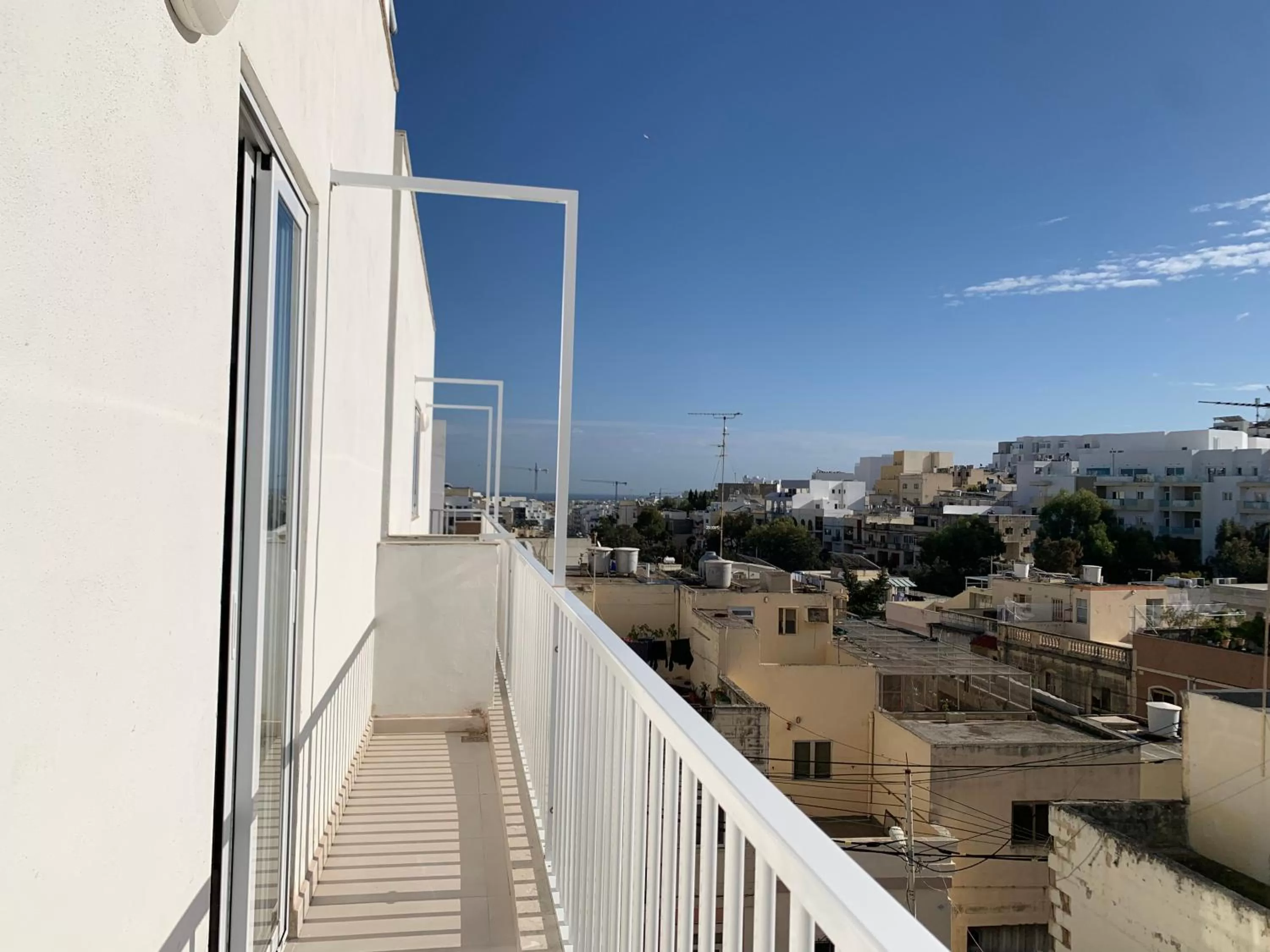 Balcony/Terrace in Mon-Chery