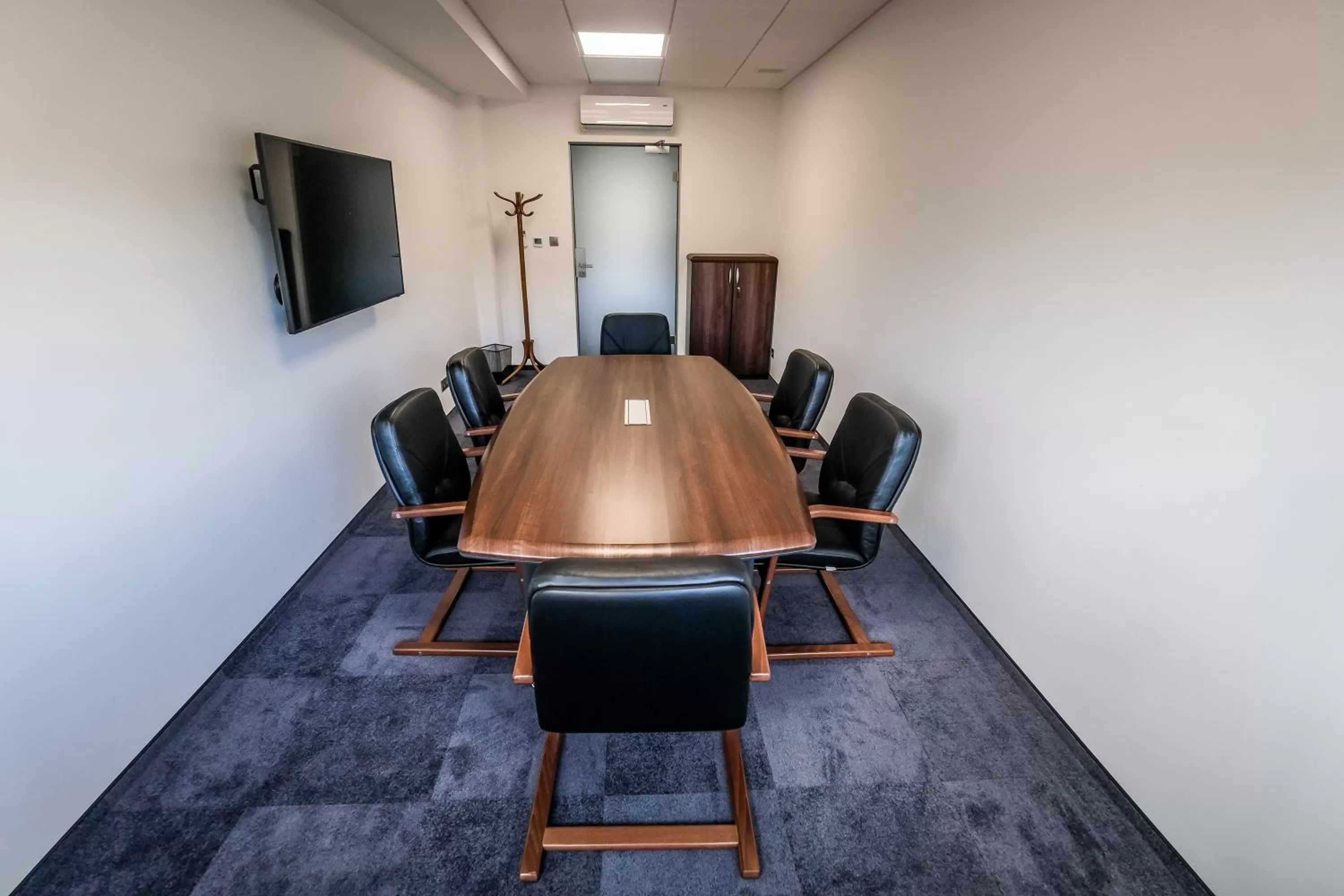 Business facilities in Hotel Gem