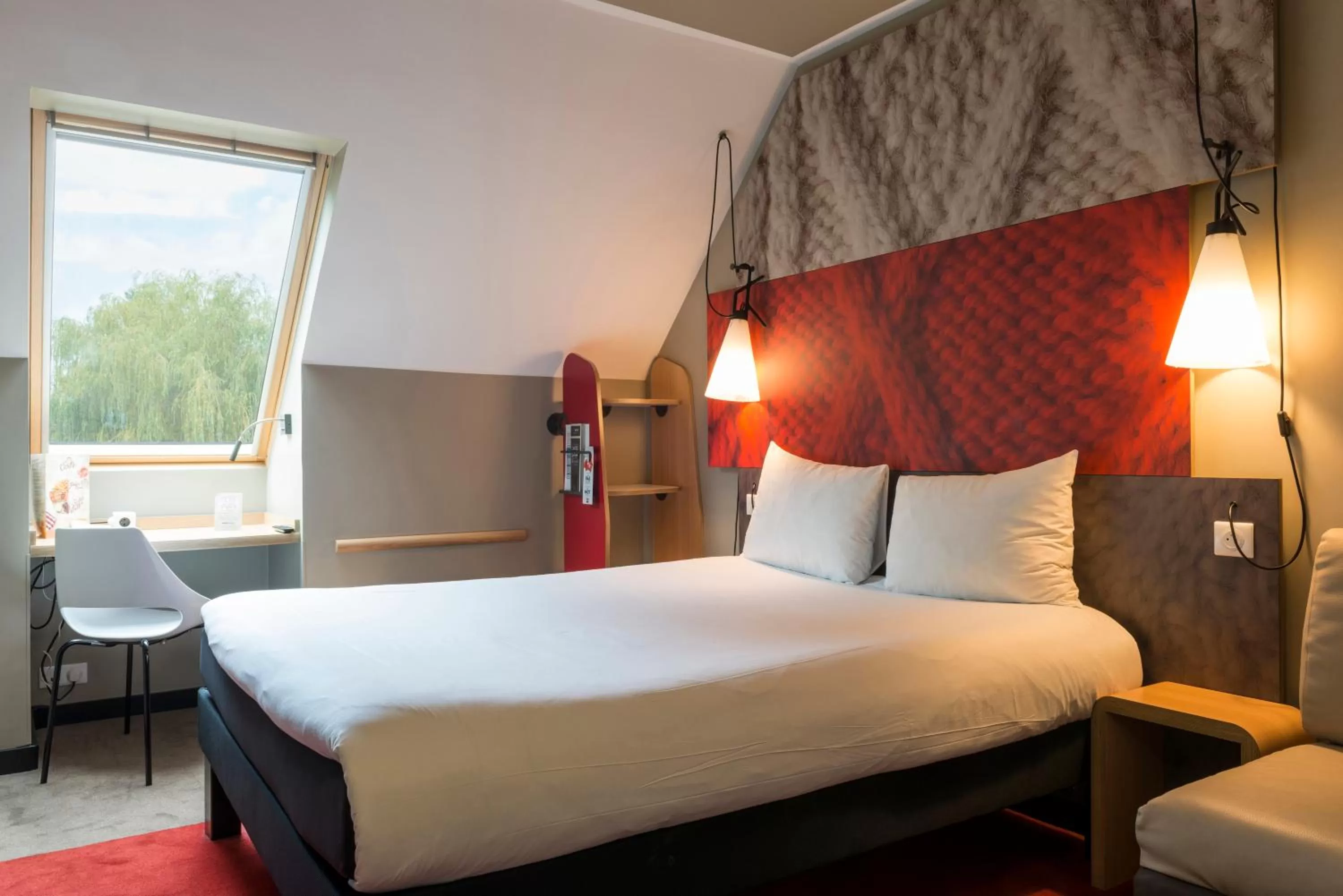 Bed in ibis Senlis