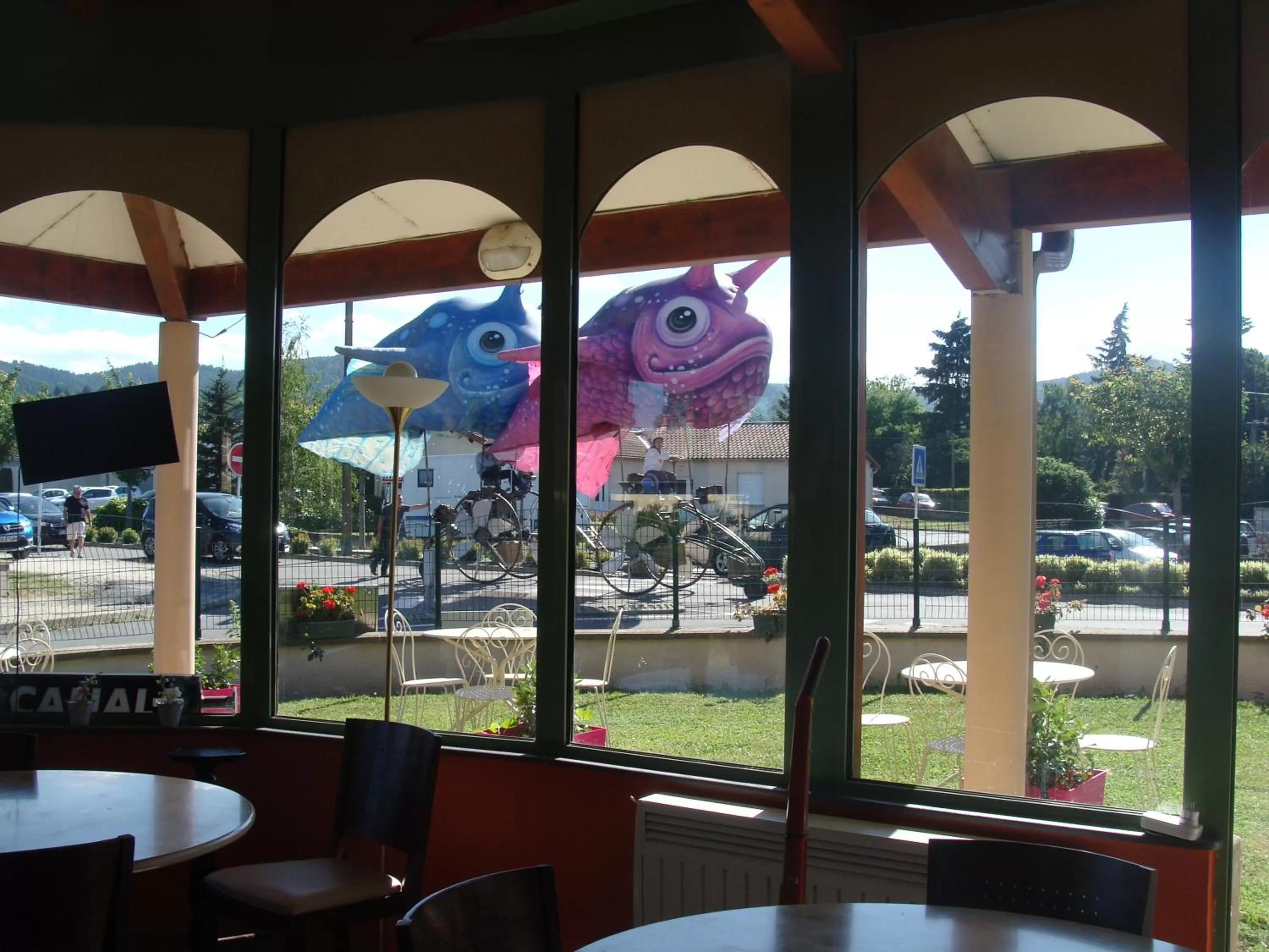 Communal lounge/ TV room in Abel Hôtel