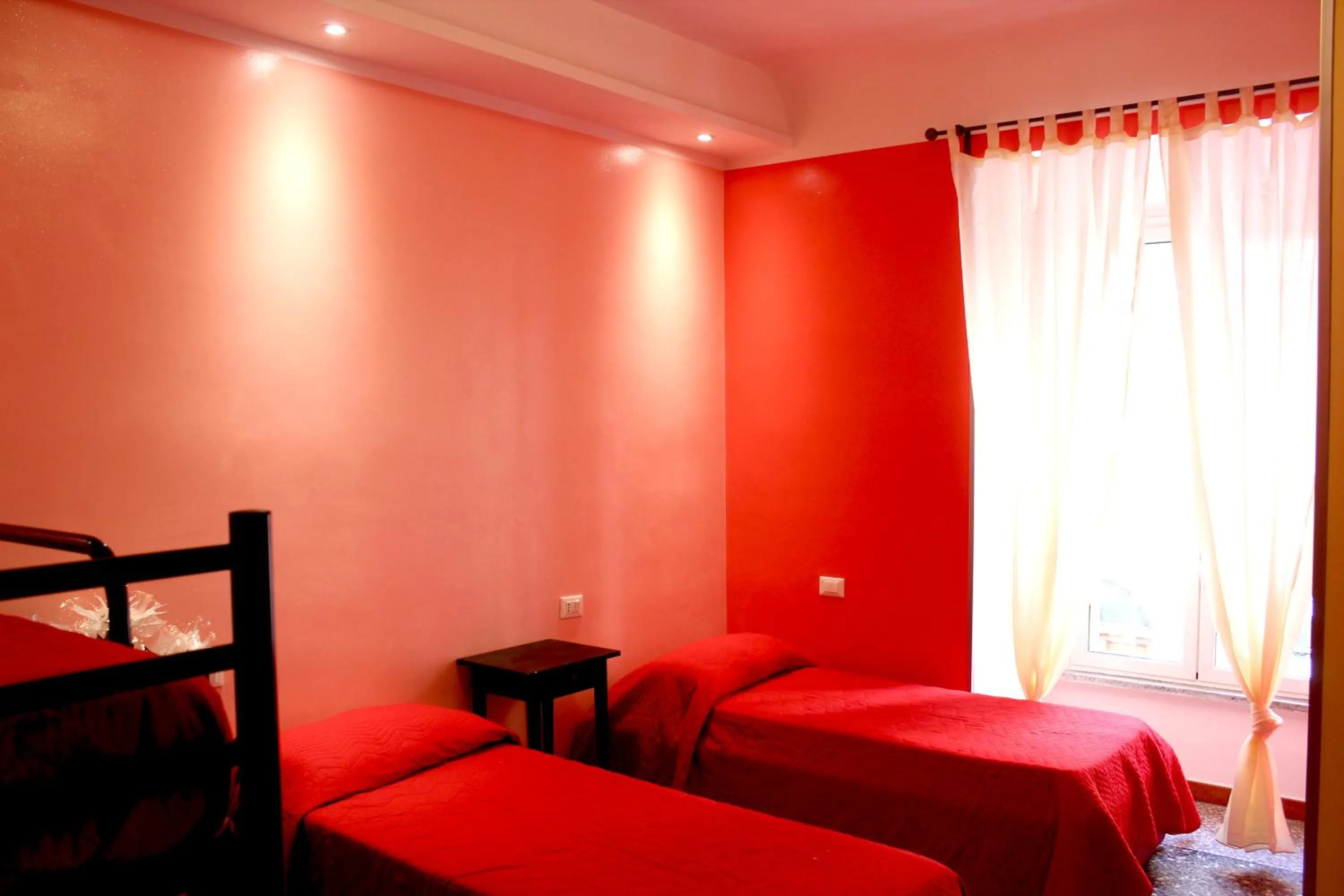 bunk bed, Bed in Legend R.G.