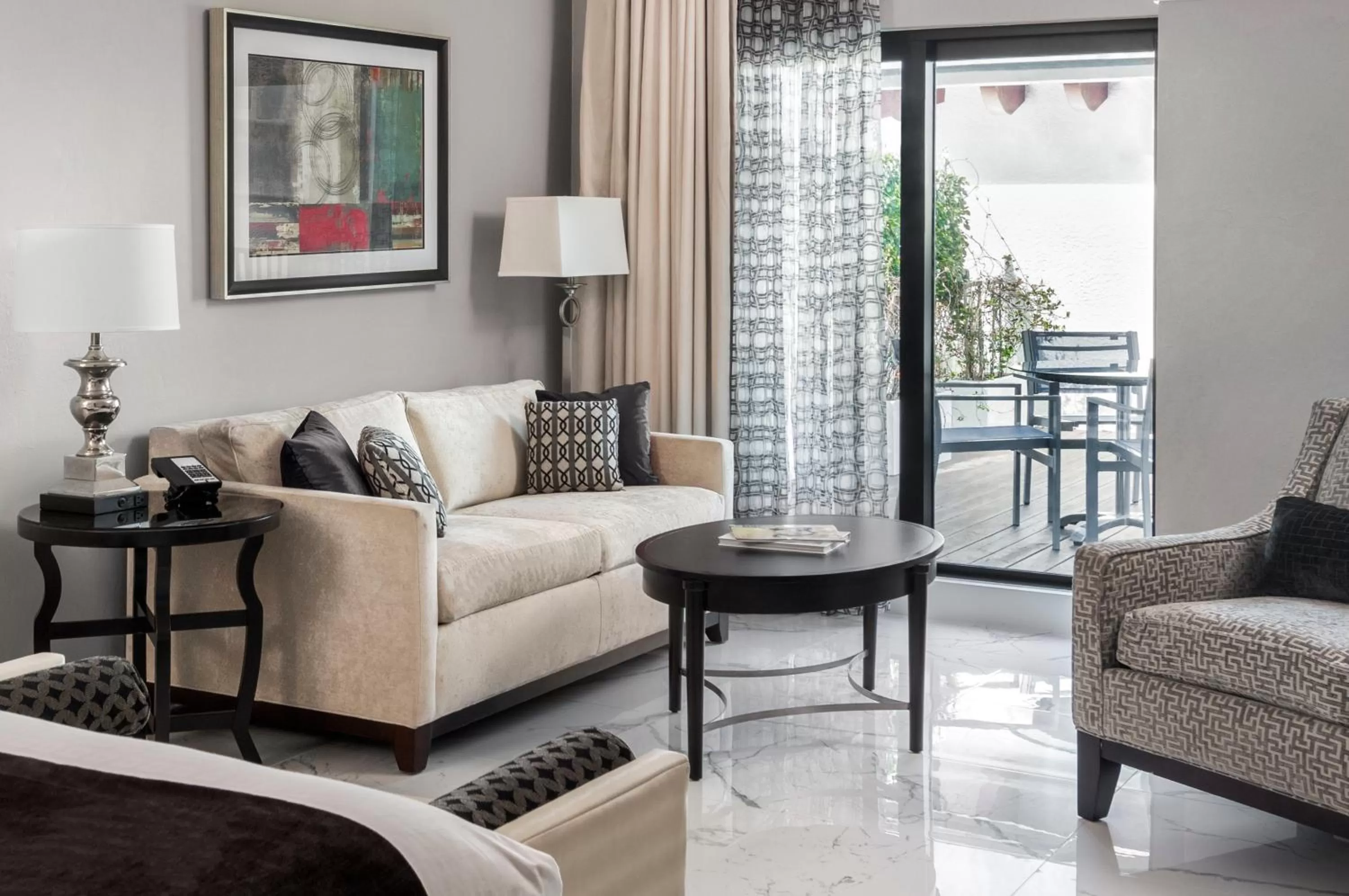 King Suite with Pool View in Inn On Fifth