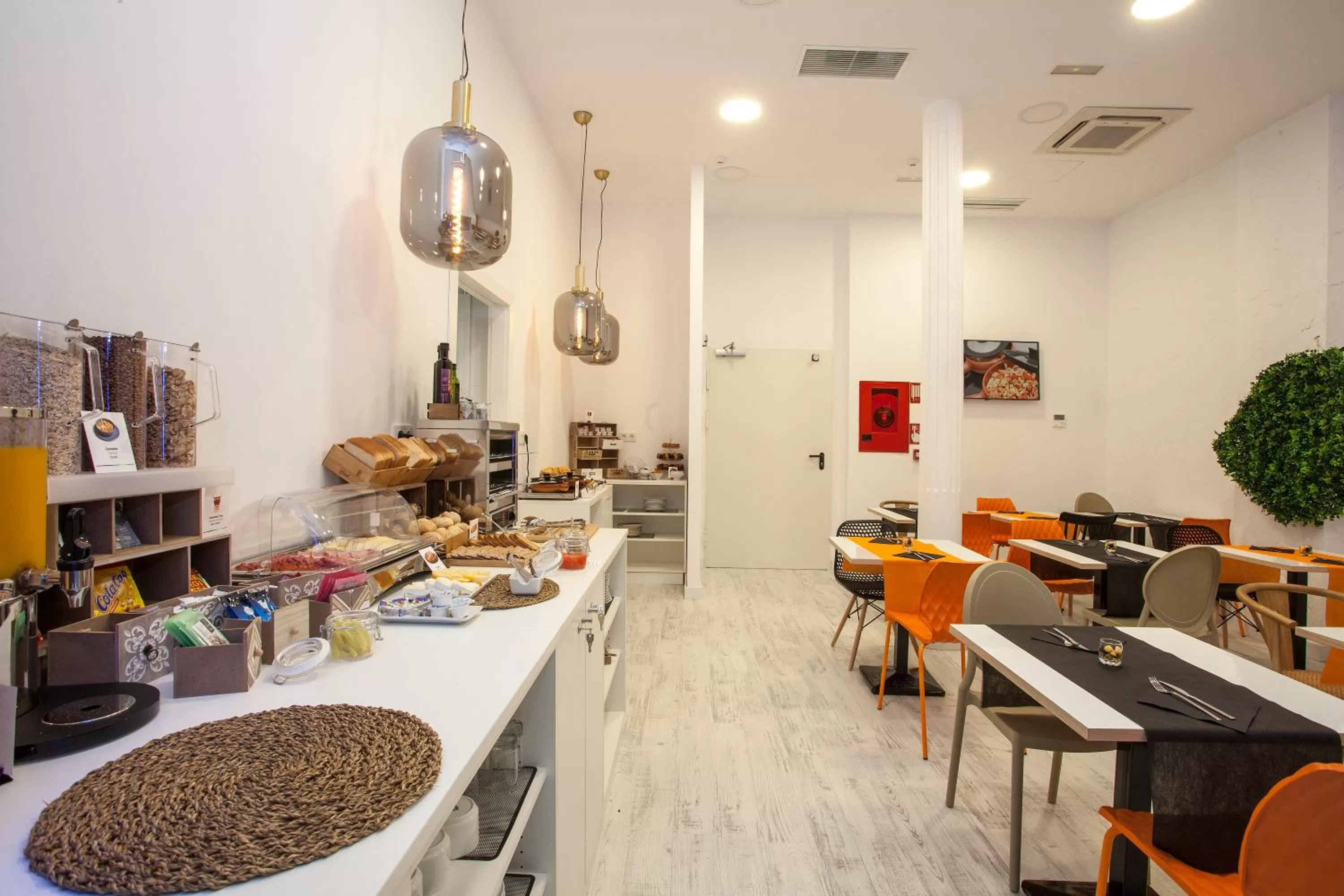 Buffet breakfast in Casual Socarrat Valencia - Adults Only