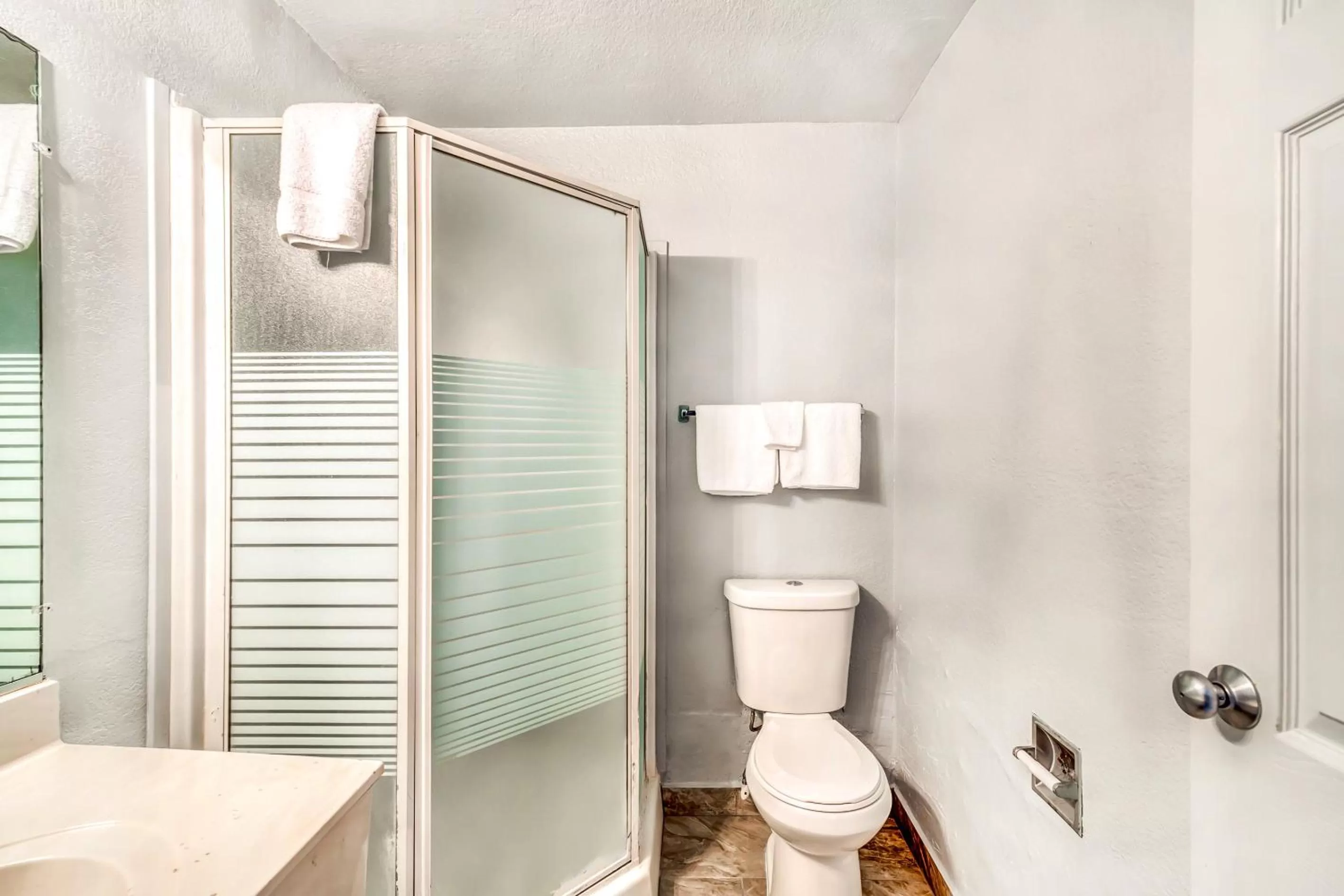 Bathroom in OYO Hotel Houston Southwest I-69