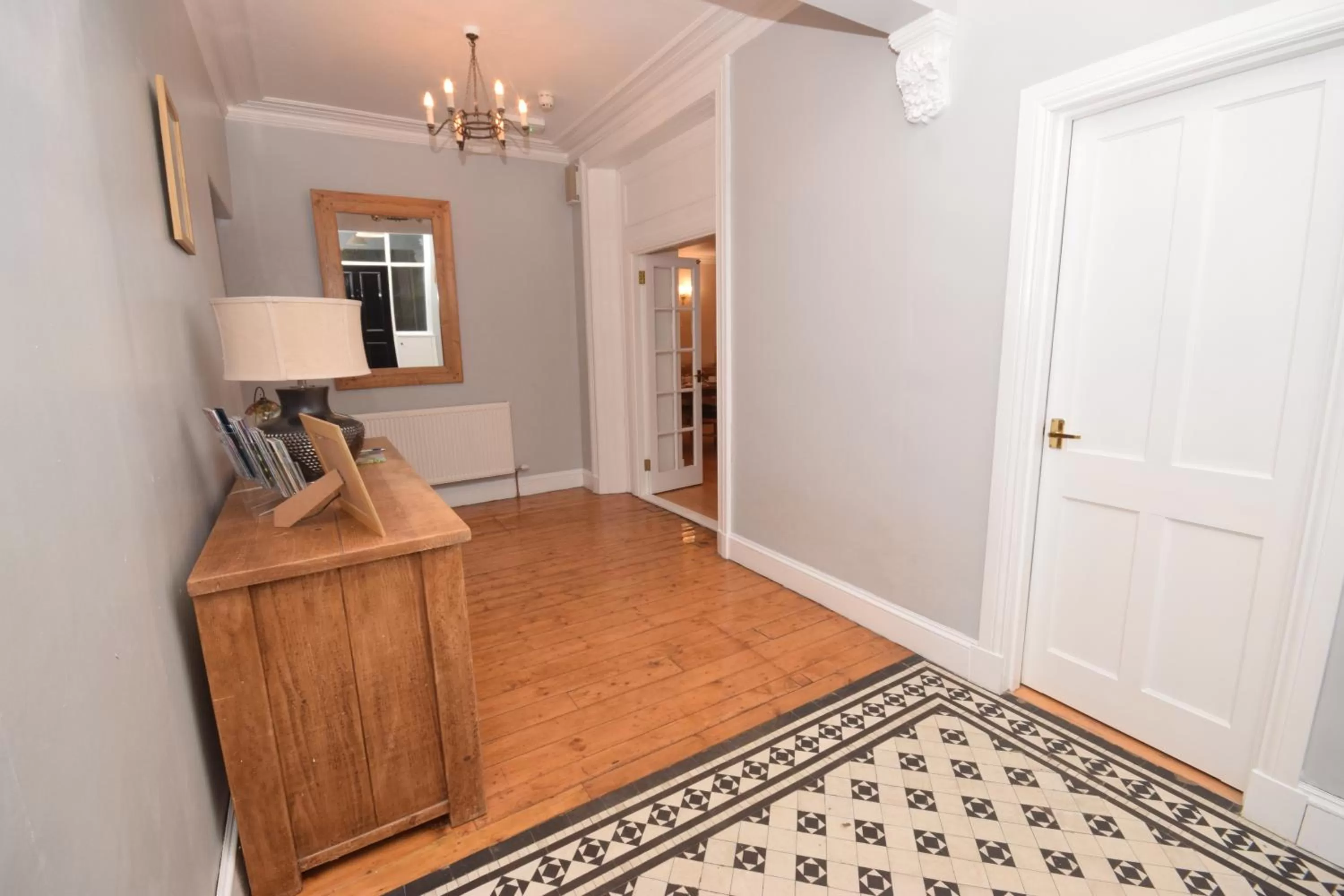 Photo of the whole room in Croft Na Coille