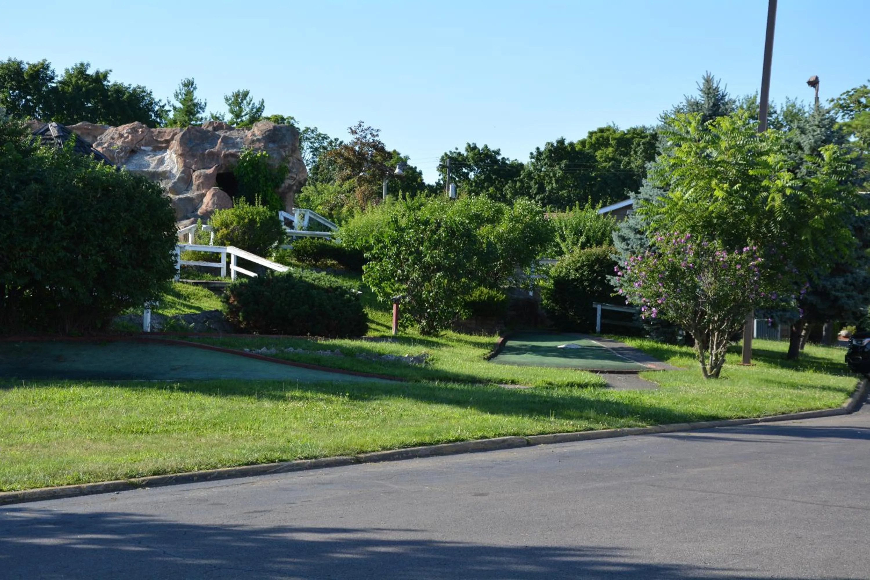 Garden in Columbus Grand Hotel & Banquet Center