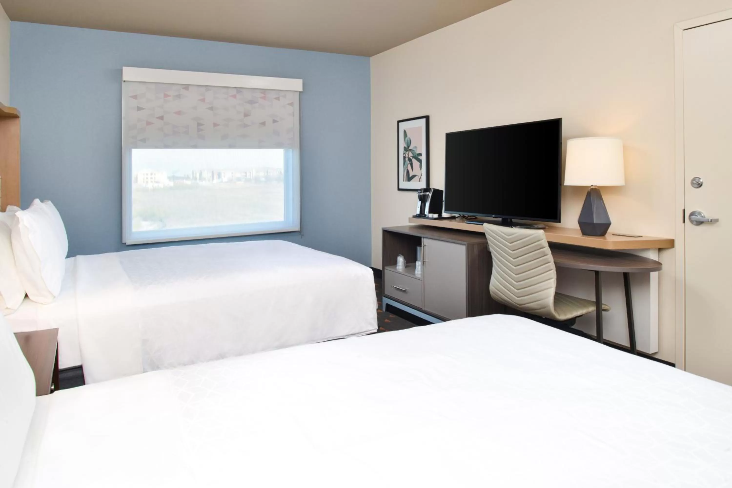 Photo of the whole room, Bed in Holiday Inn Fort Worth - Alliance by IHG