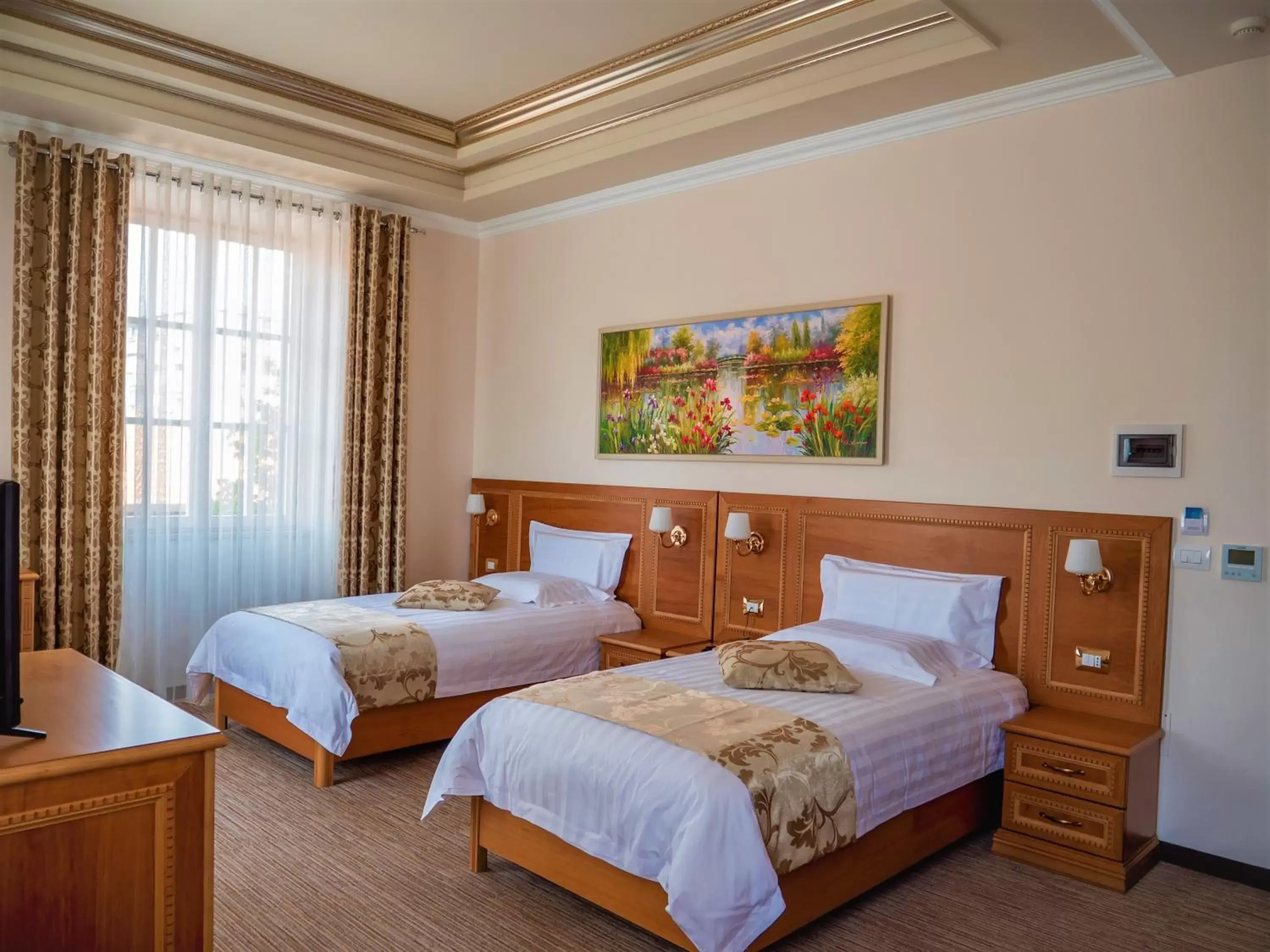 Twin Room with City View in Hotel Boka Twin Room with City View in Hotel Boka