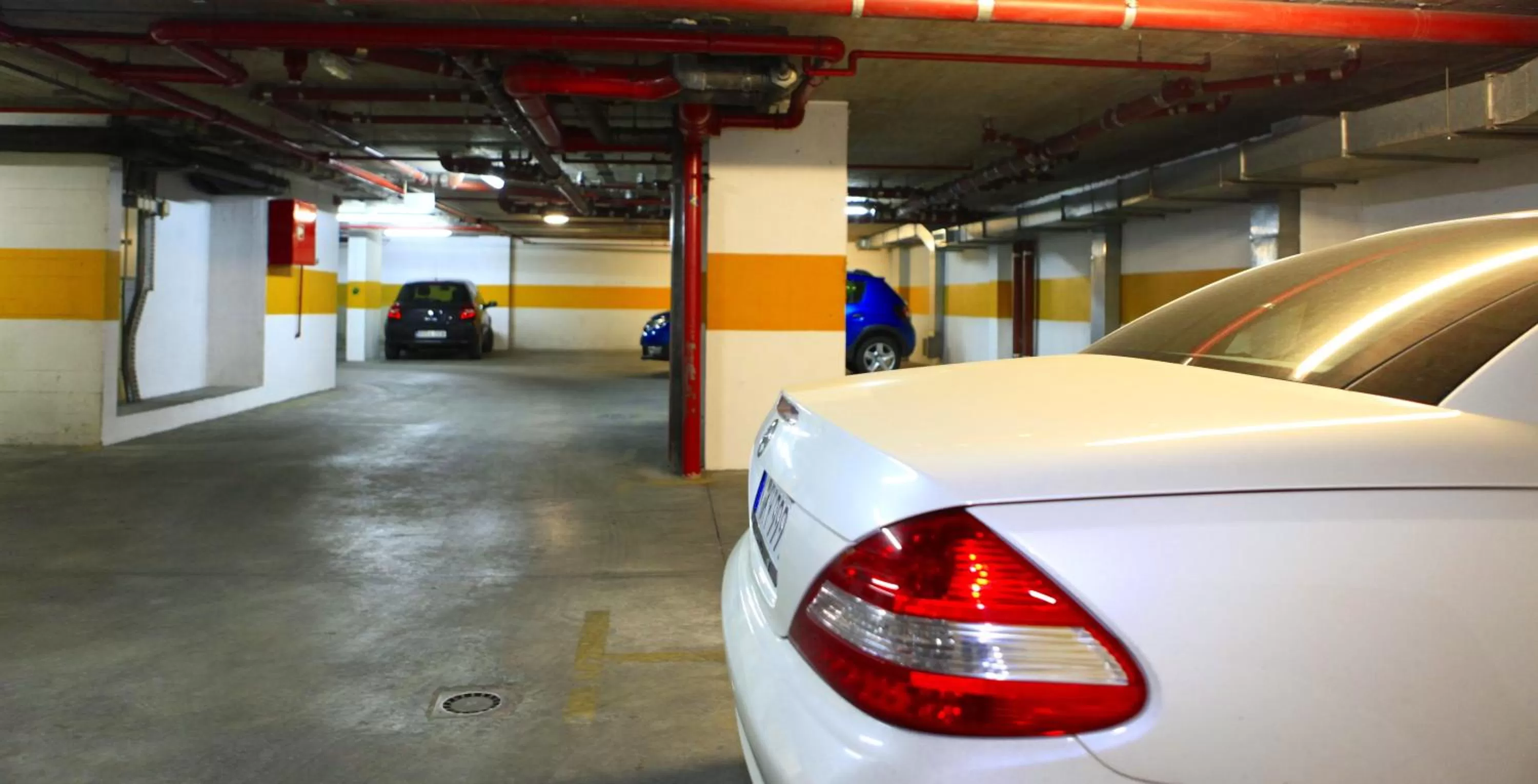 Property building in Hotel 3K Madrid