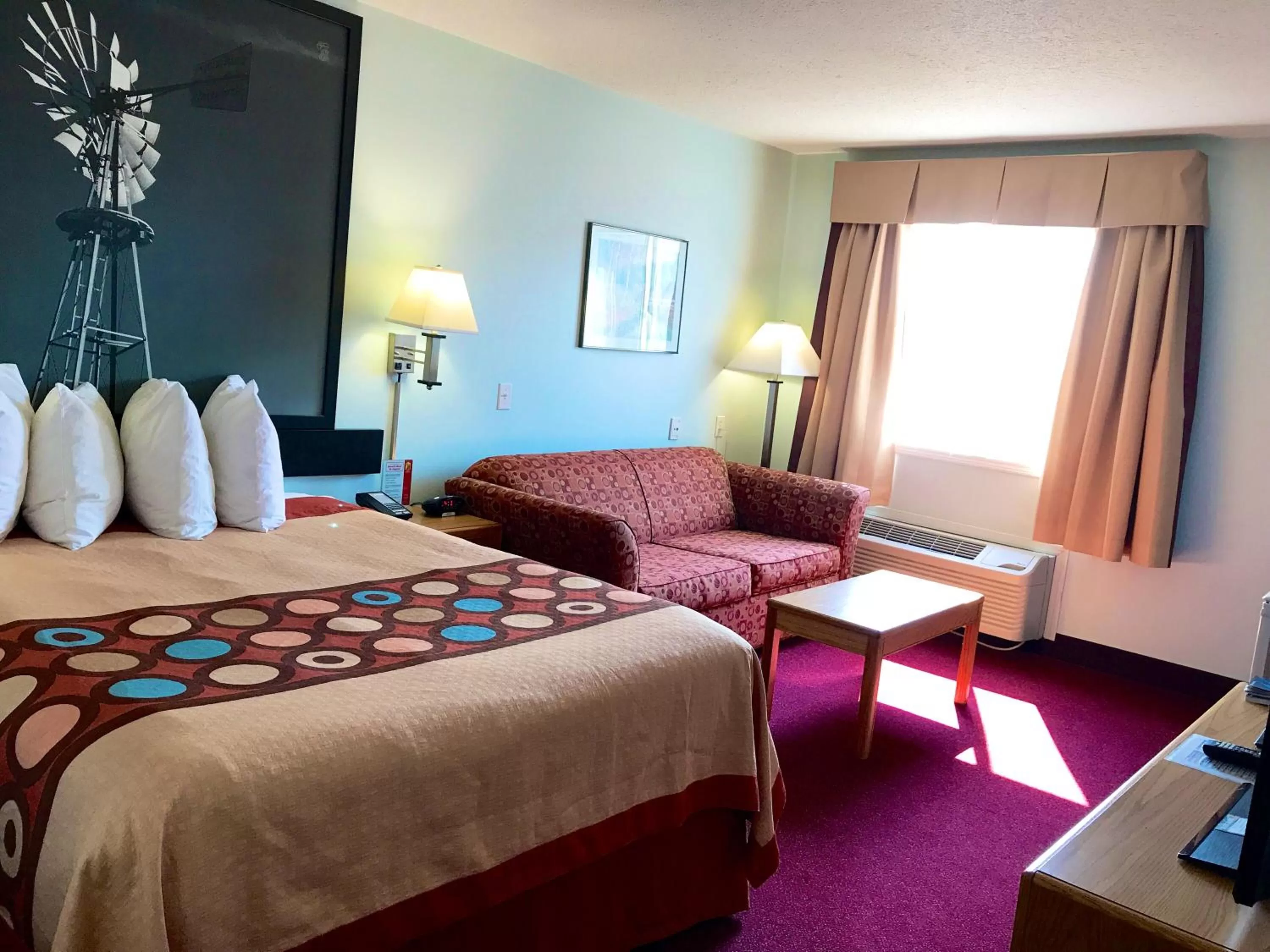 Property building, Bed in Super 8 by Wyndham Kindersley