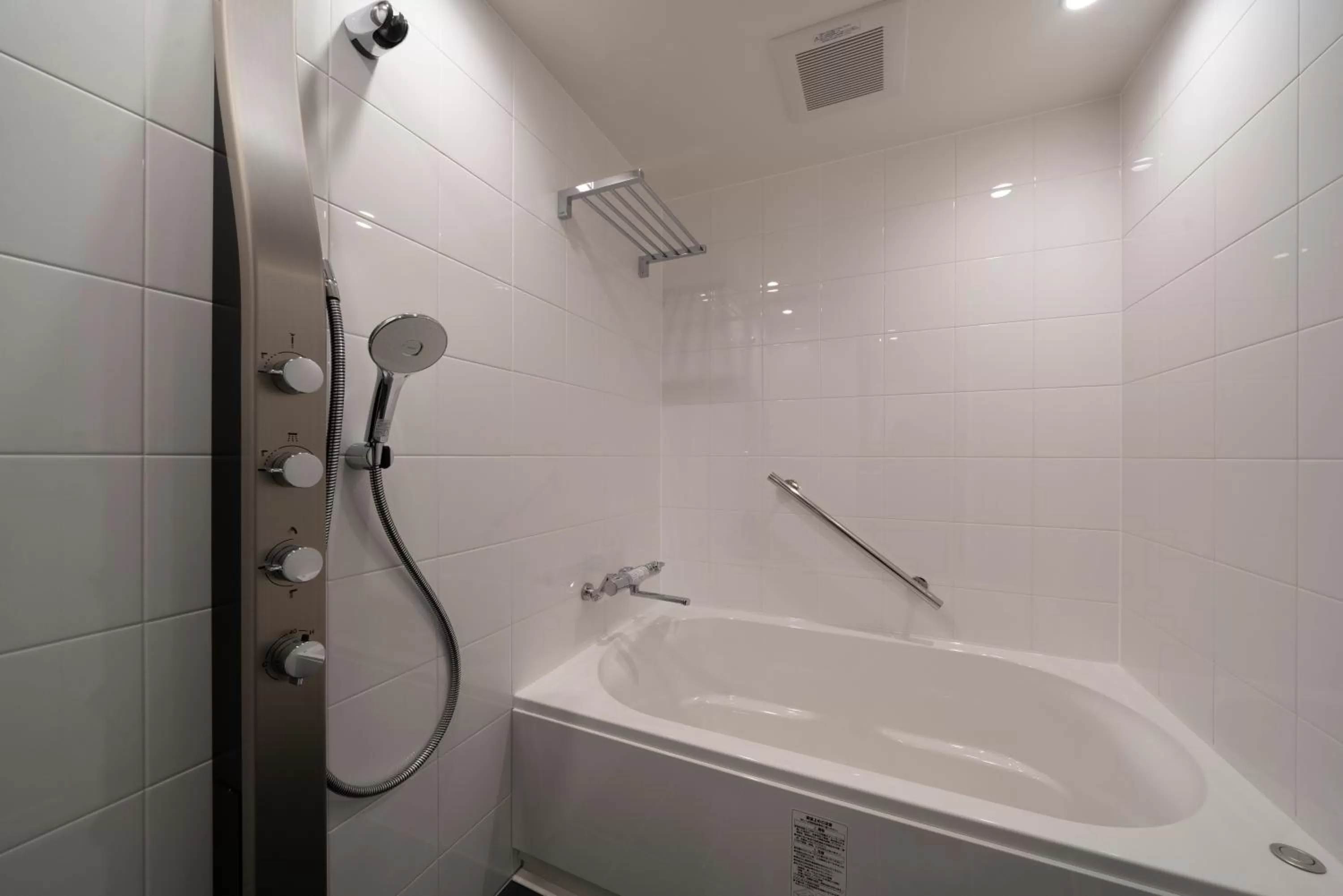 Shower in Hotel Forza Nagoya Sakae