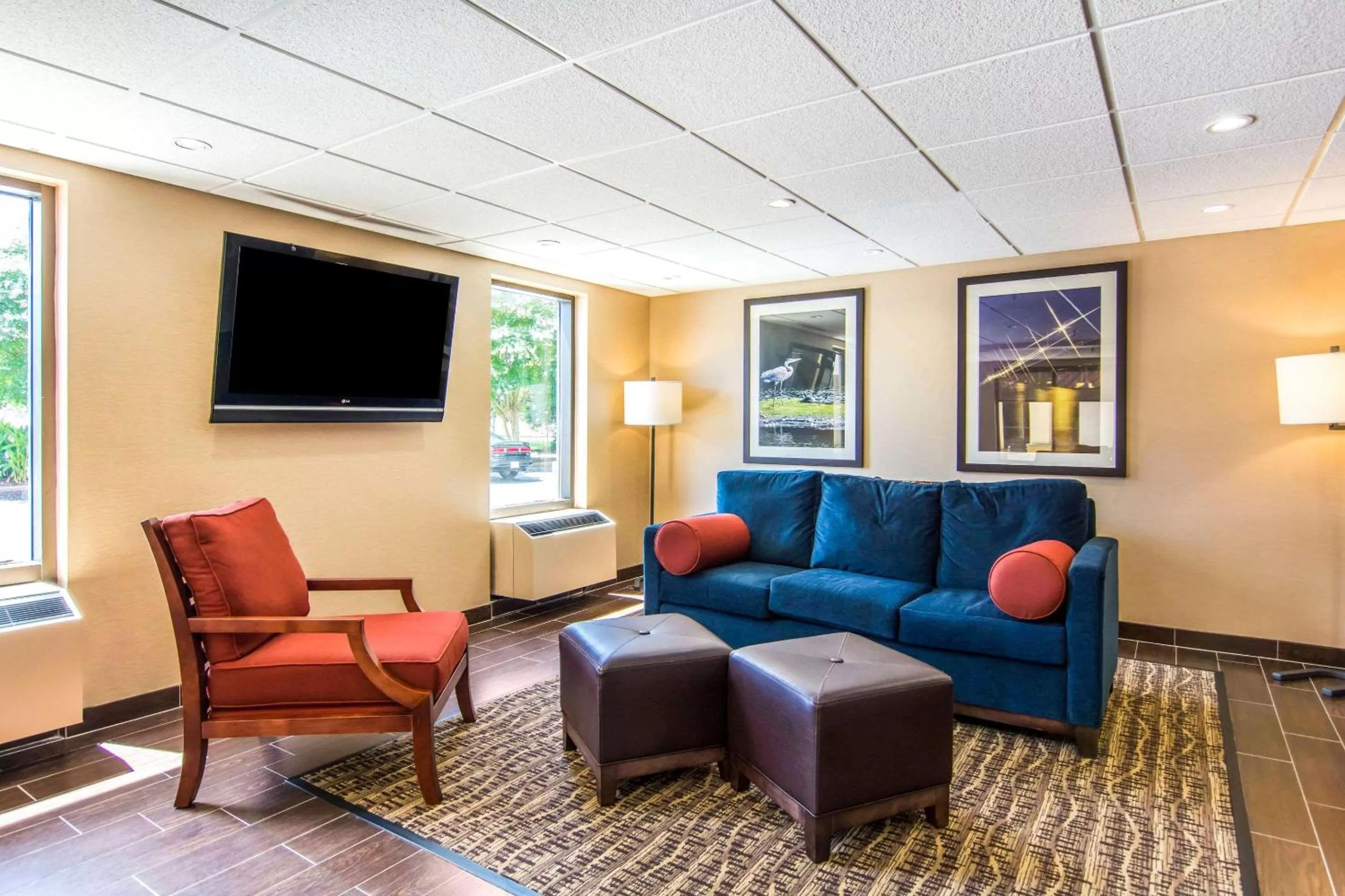 Lobby or reception in Comfort Inn Newport News-Williamsburg East
