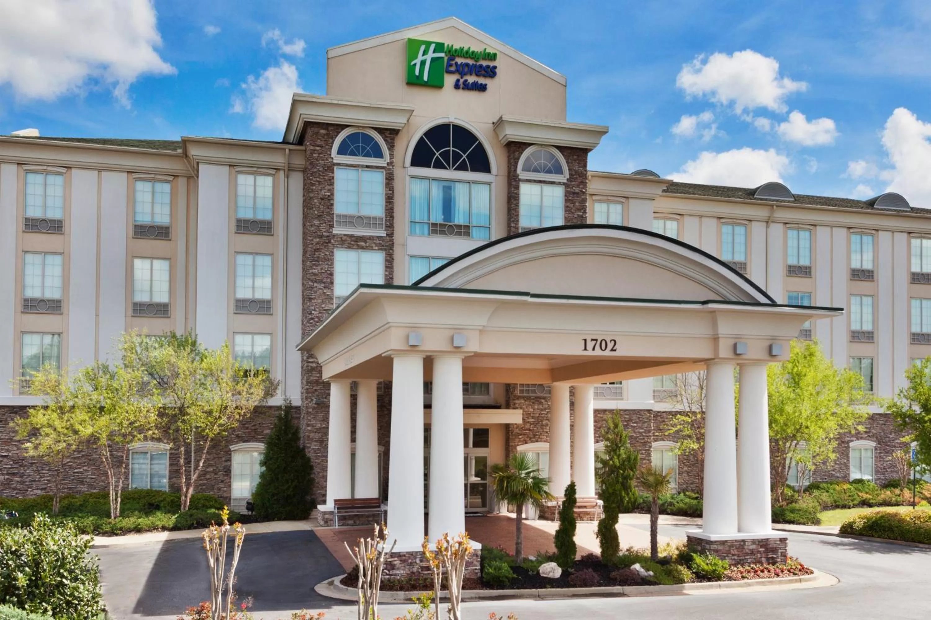 Property building in Holiday Inn Express Phenix City-Fort Benning by IHG