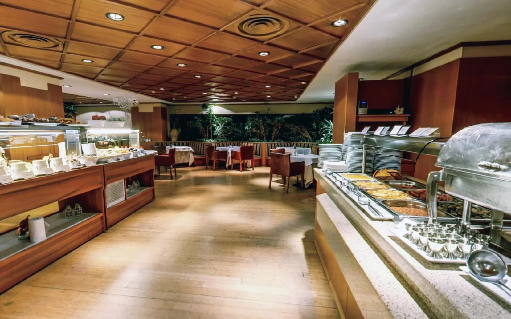 Restaurant/places to eat in Hotel Marinela Sofia