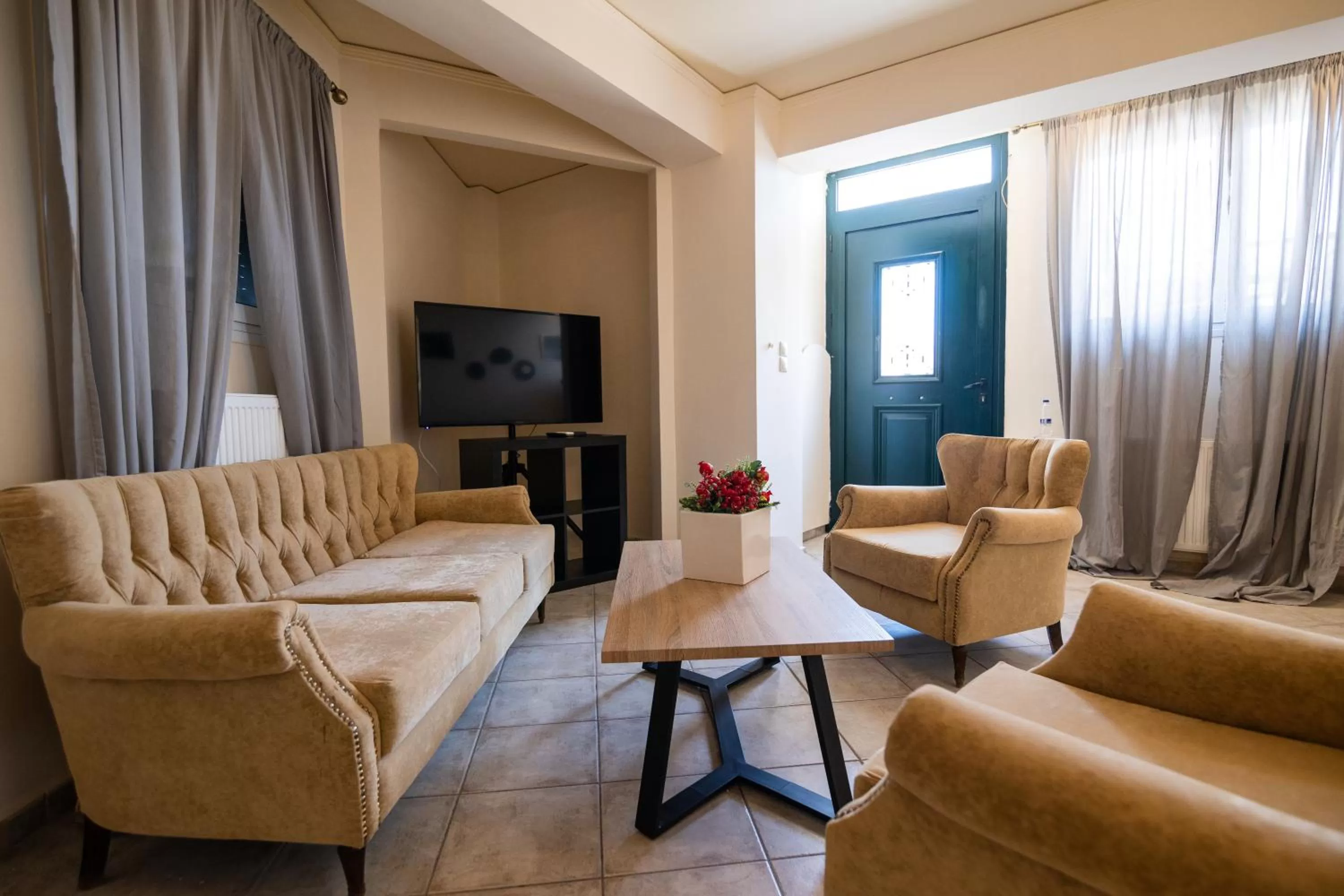 Votsalakia Hotel & Luxury Apartments