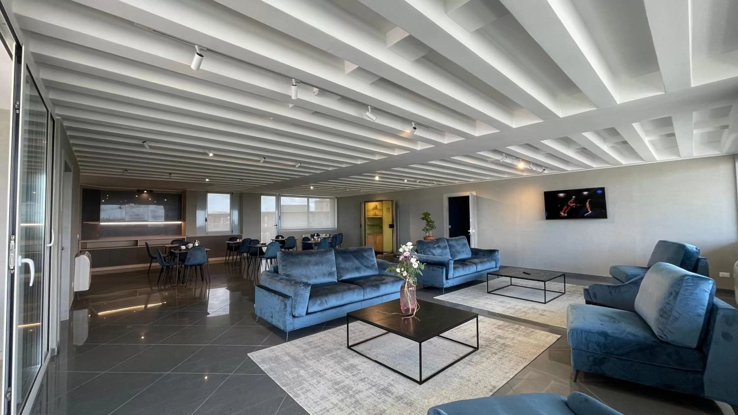 Communal lounge/ TV room, Seating Area in UpTown Urban Stay Lecce