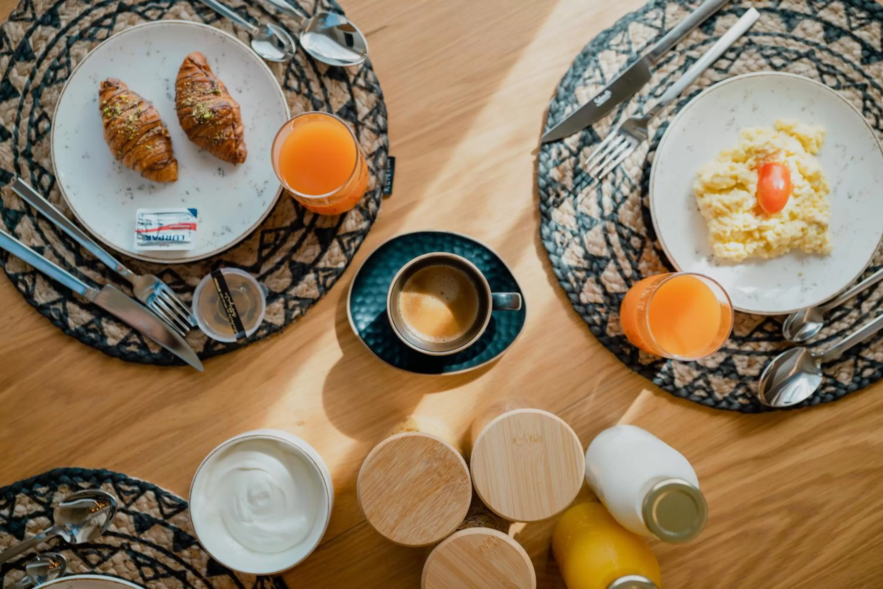 Breakfast in Capital Luxury Suites