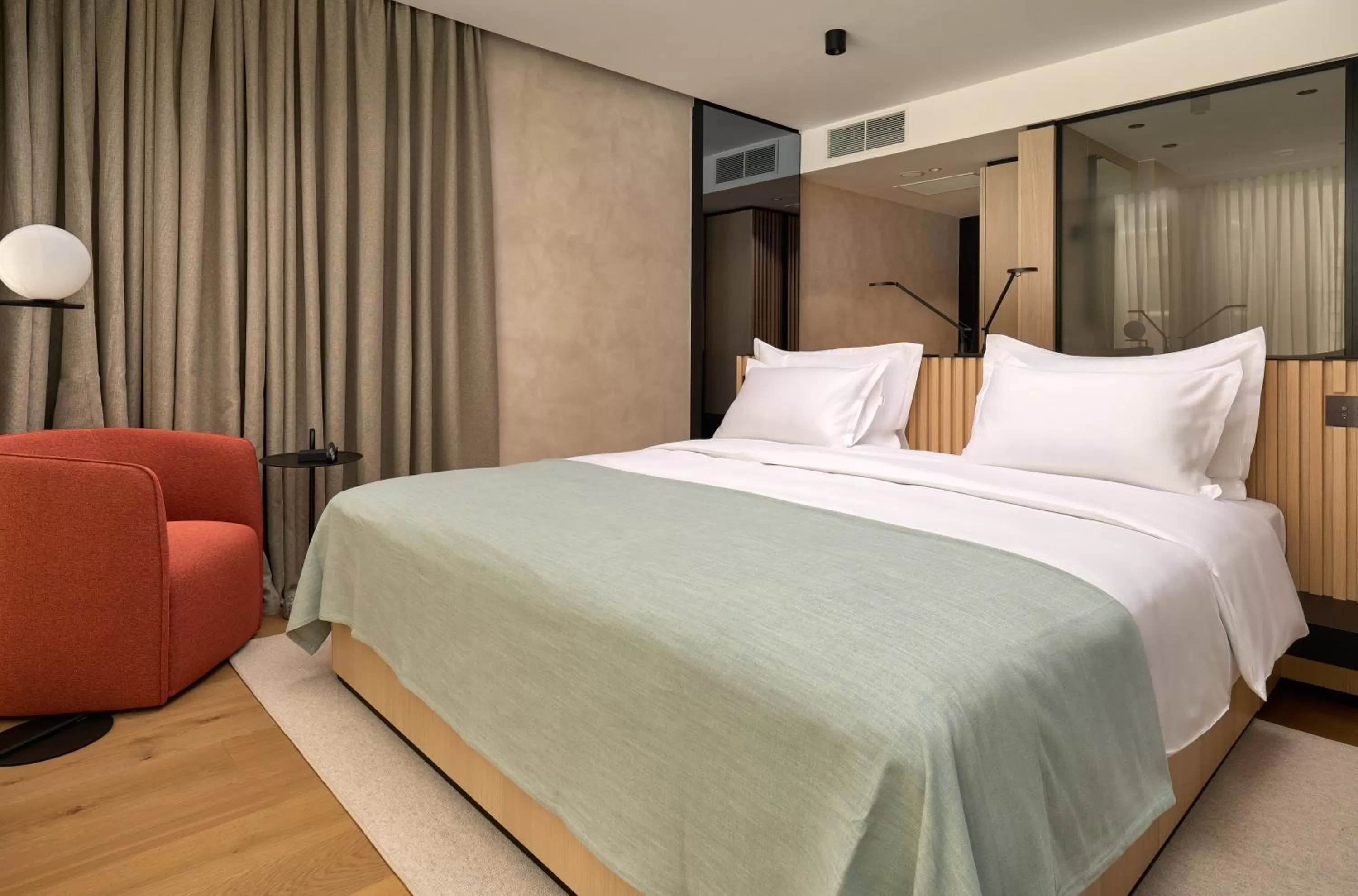 Bedroom, Bed in Hotel Ambasador