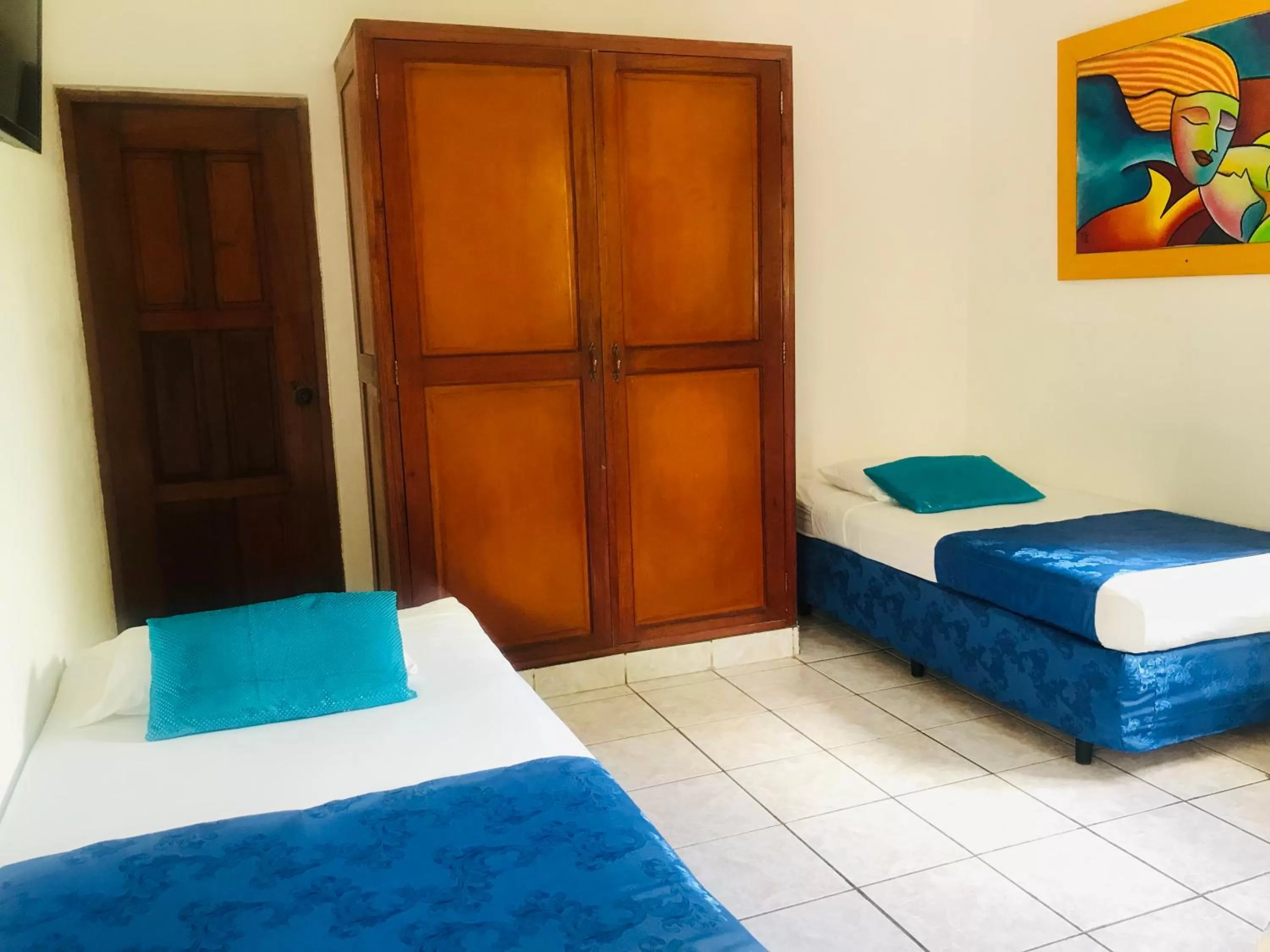 Property building, Bed in HC Liri Hotel