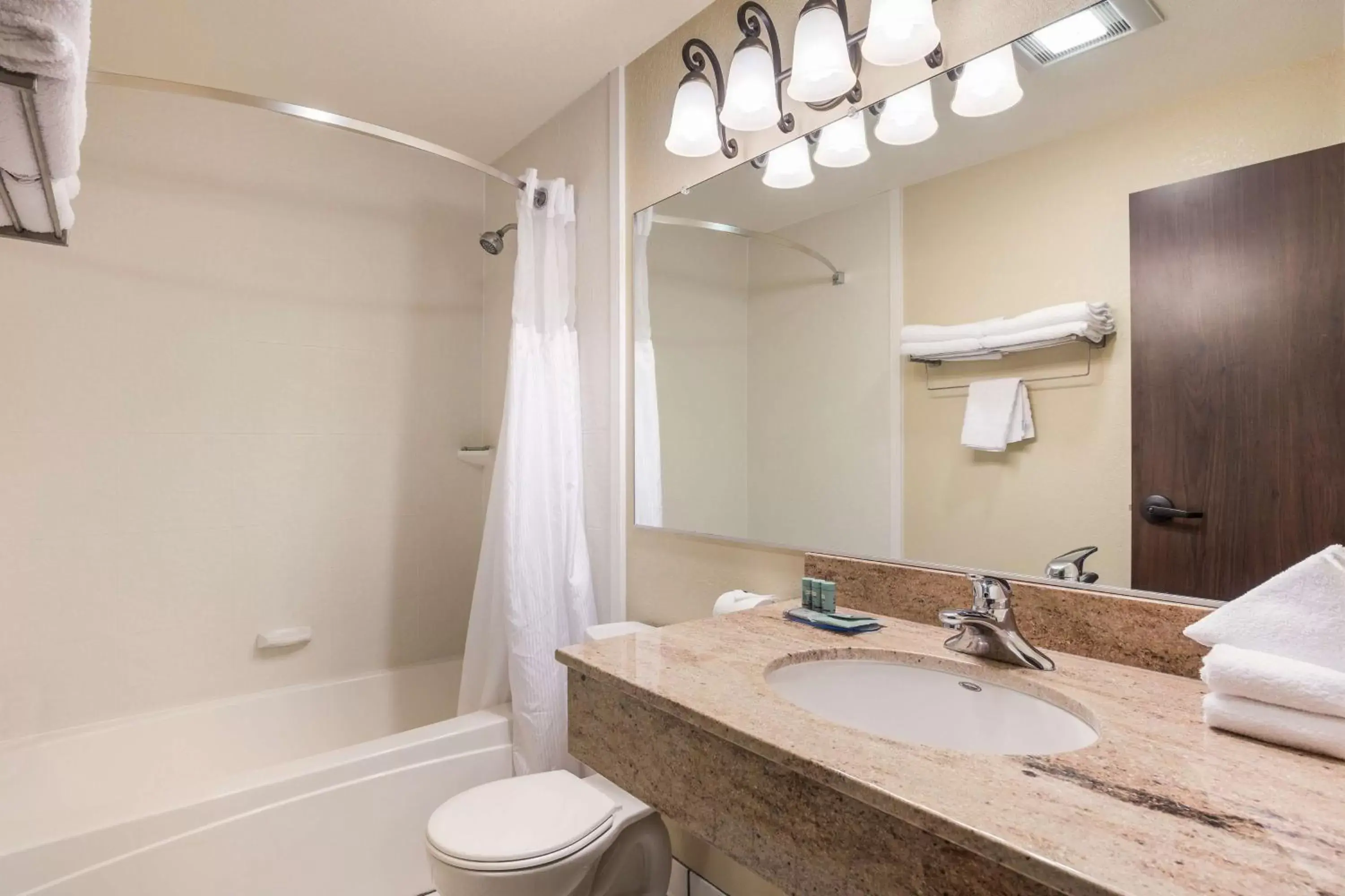 King Suite with Kitchen - Non-Smoking in Best Western Windsor Inn King Suite with Kitchen - Non-Smoking in Best Western Windsor Inn