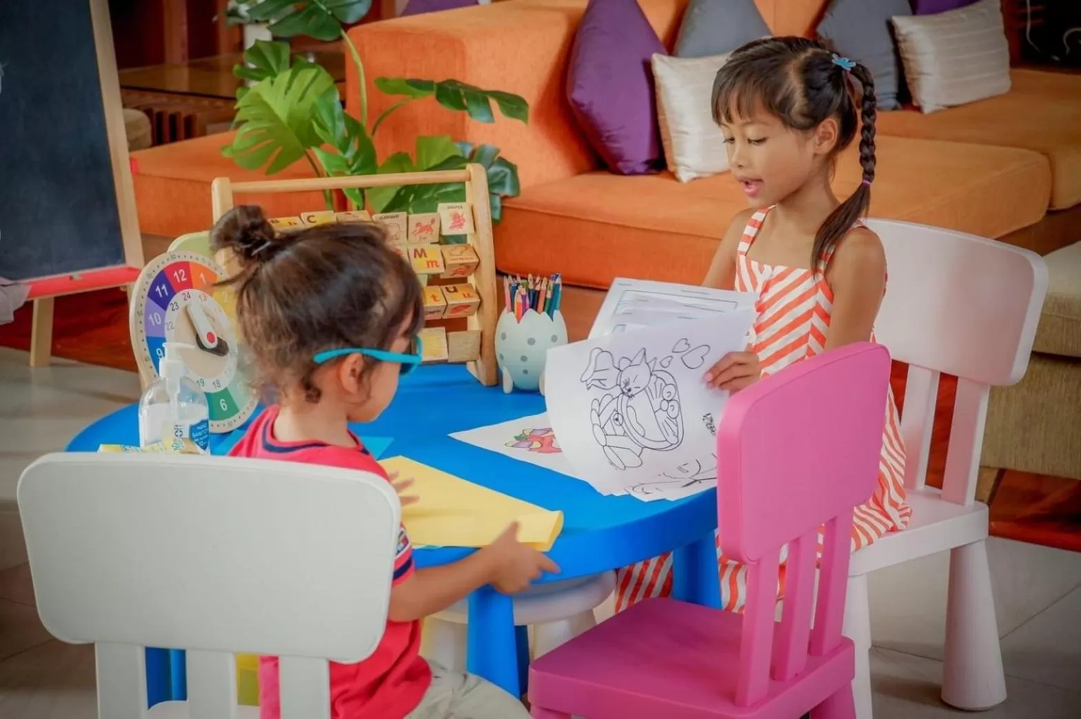 People in Cosy Beach Hotel - SHA Extra Plus