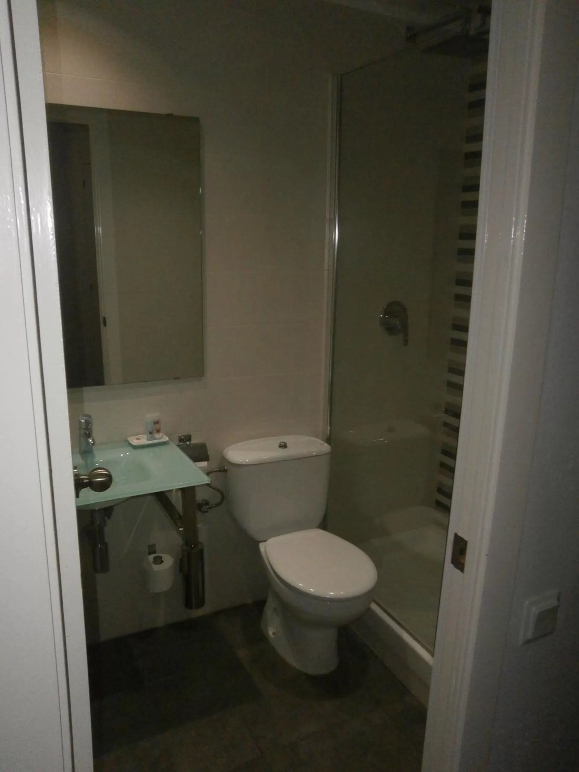 Bathroom in Hotel Medicis