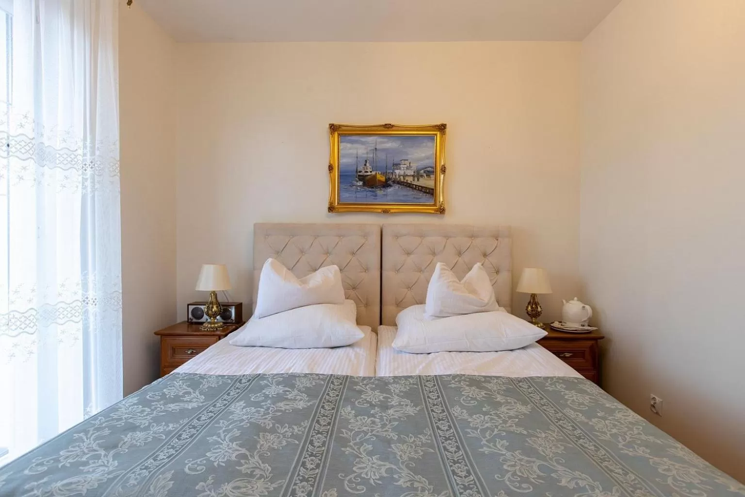 Bed in Pensjonat & Restauracja Admirał