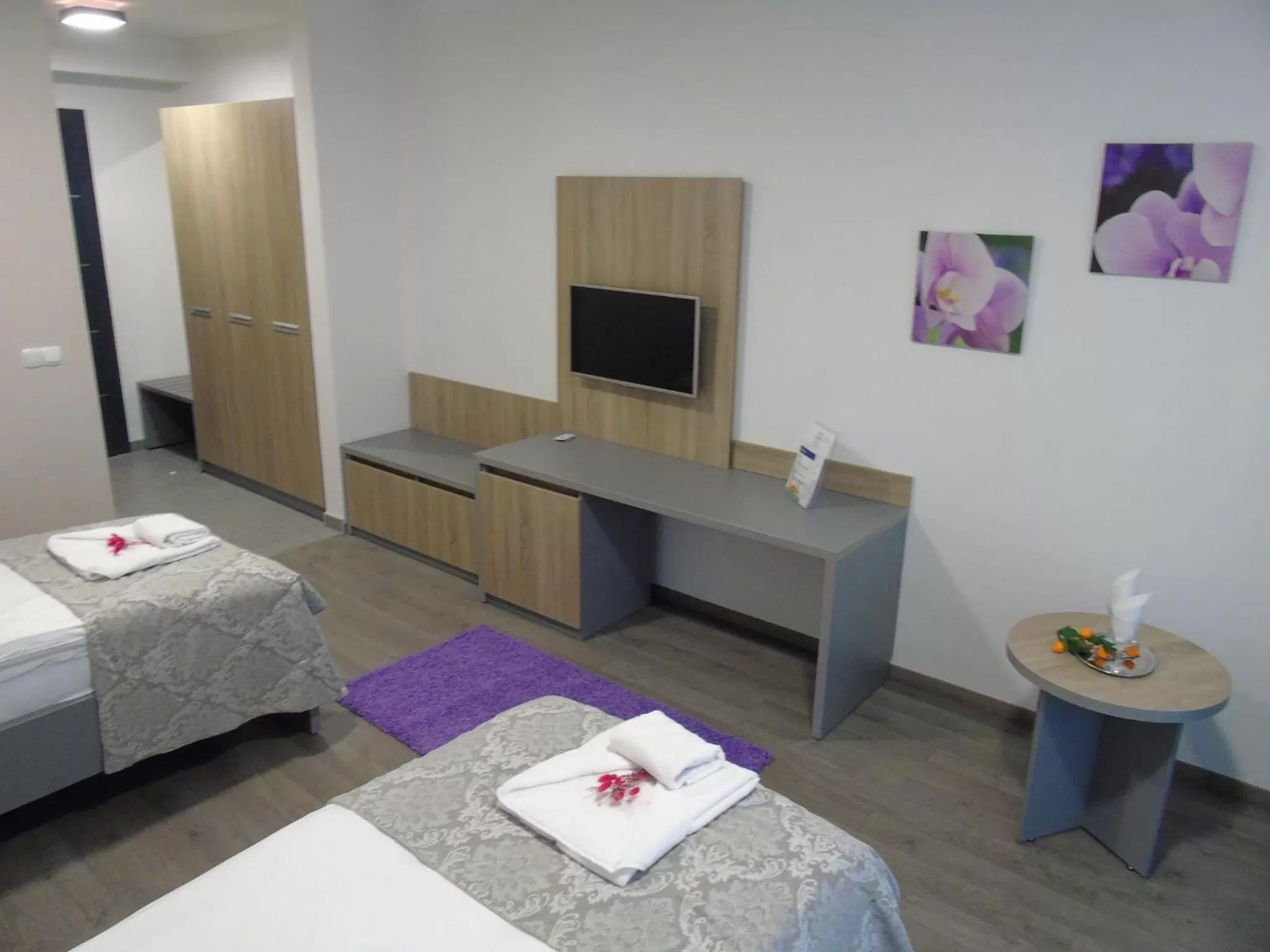 Bed, Room Photo in Motel Kamenica