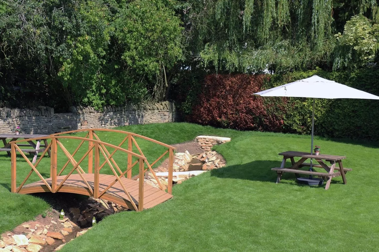 Patio in The Horse & Groom