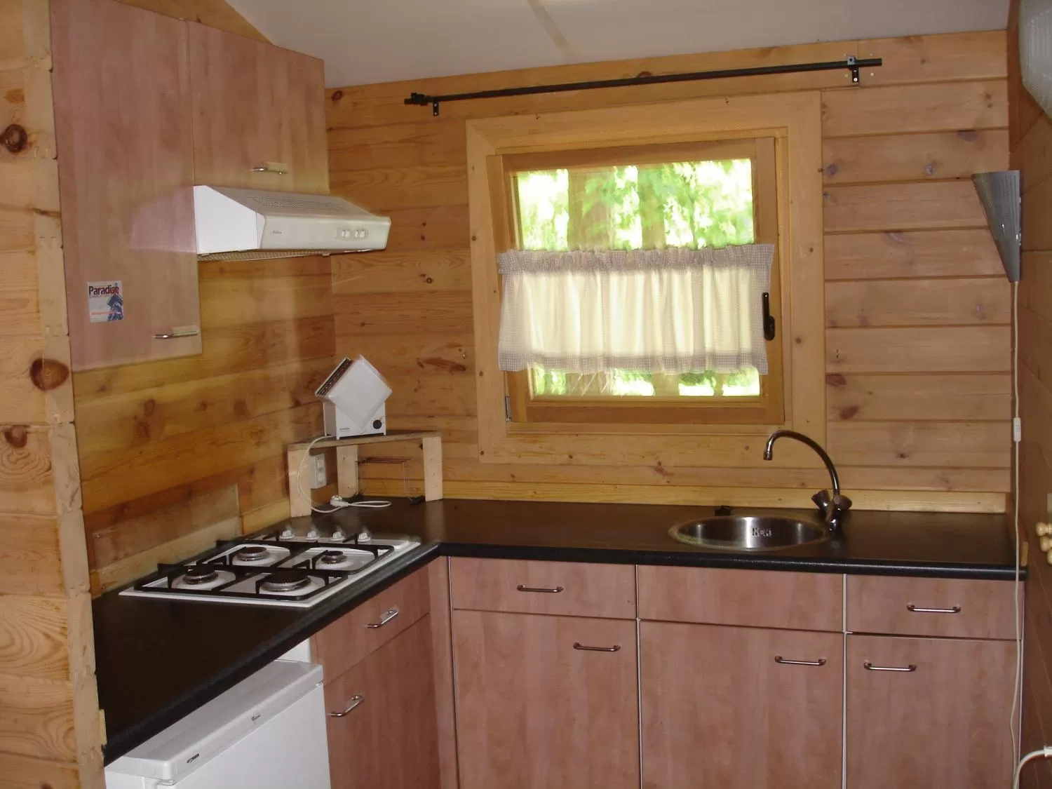 Kitchen or kitchenette, Kitchen/Kitchenette in Motel- Bungalow-& Chaletpark de Brenkberg